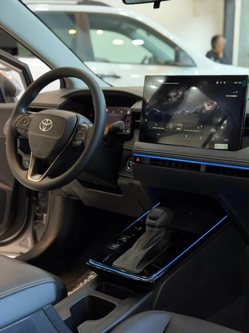 2026 Toyota Corolla HEV — foto 11