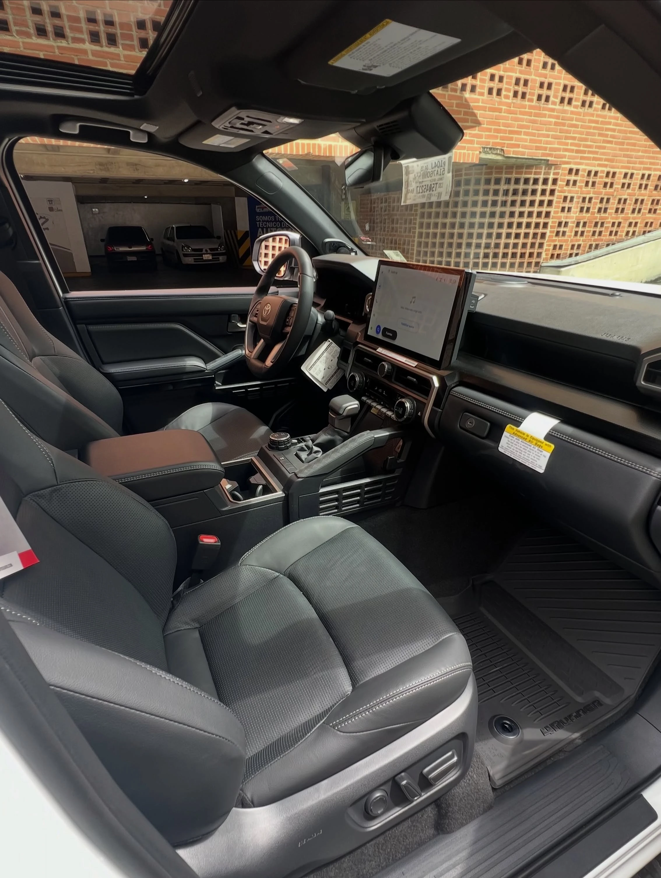 2026 Toyota 4Runner Limited iForce Max — foto 10