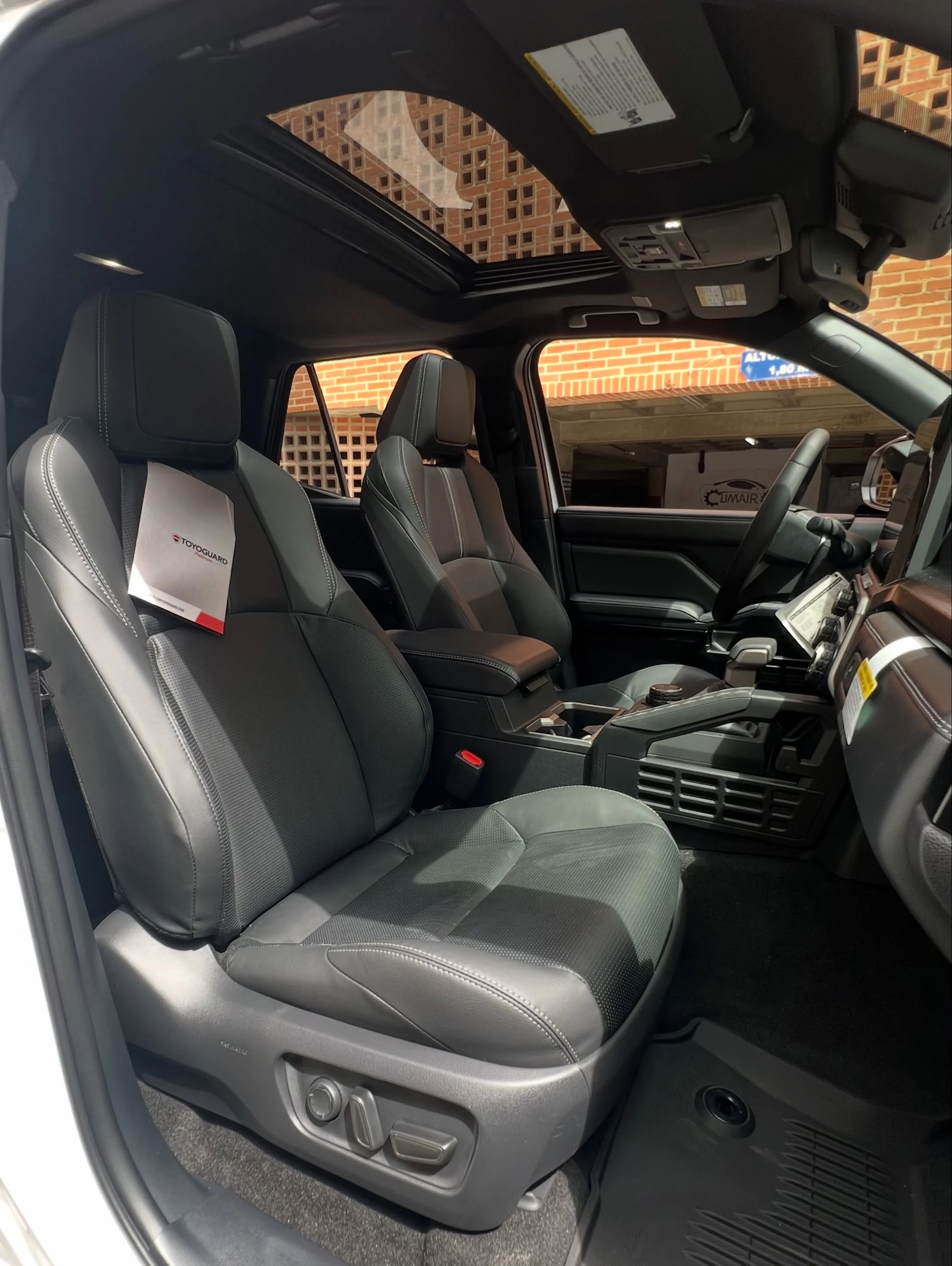 2026 Toyota 4Runner Limited iForce Max — foto 11