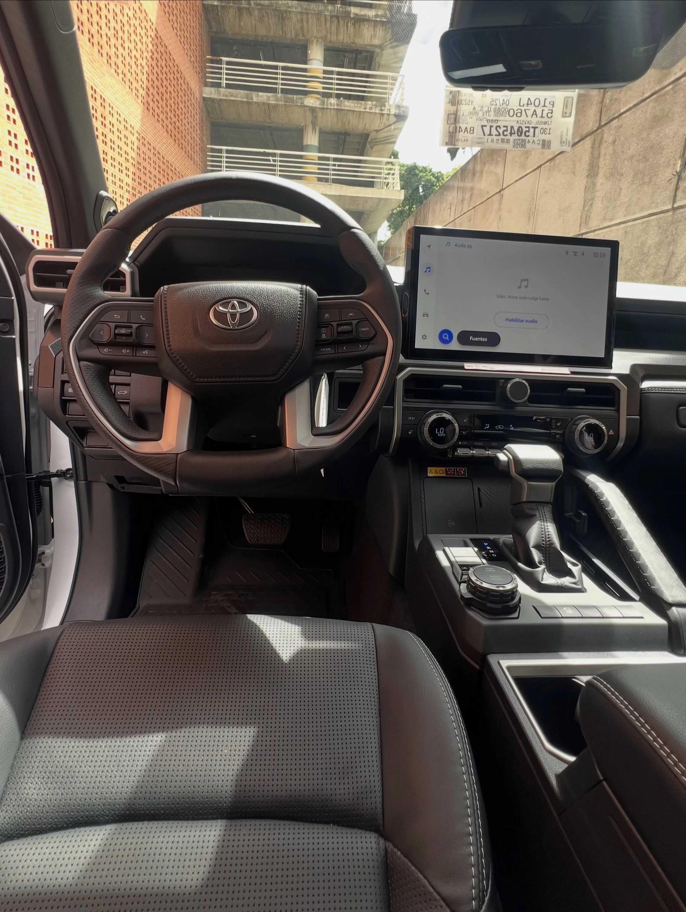 2026 Toyota 4Runner Limited iForce Max — foto 12