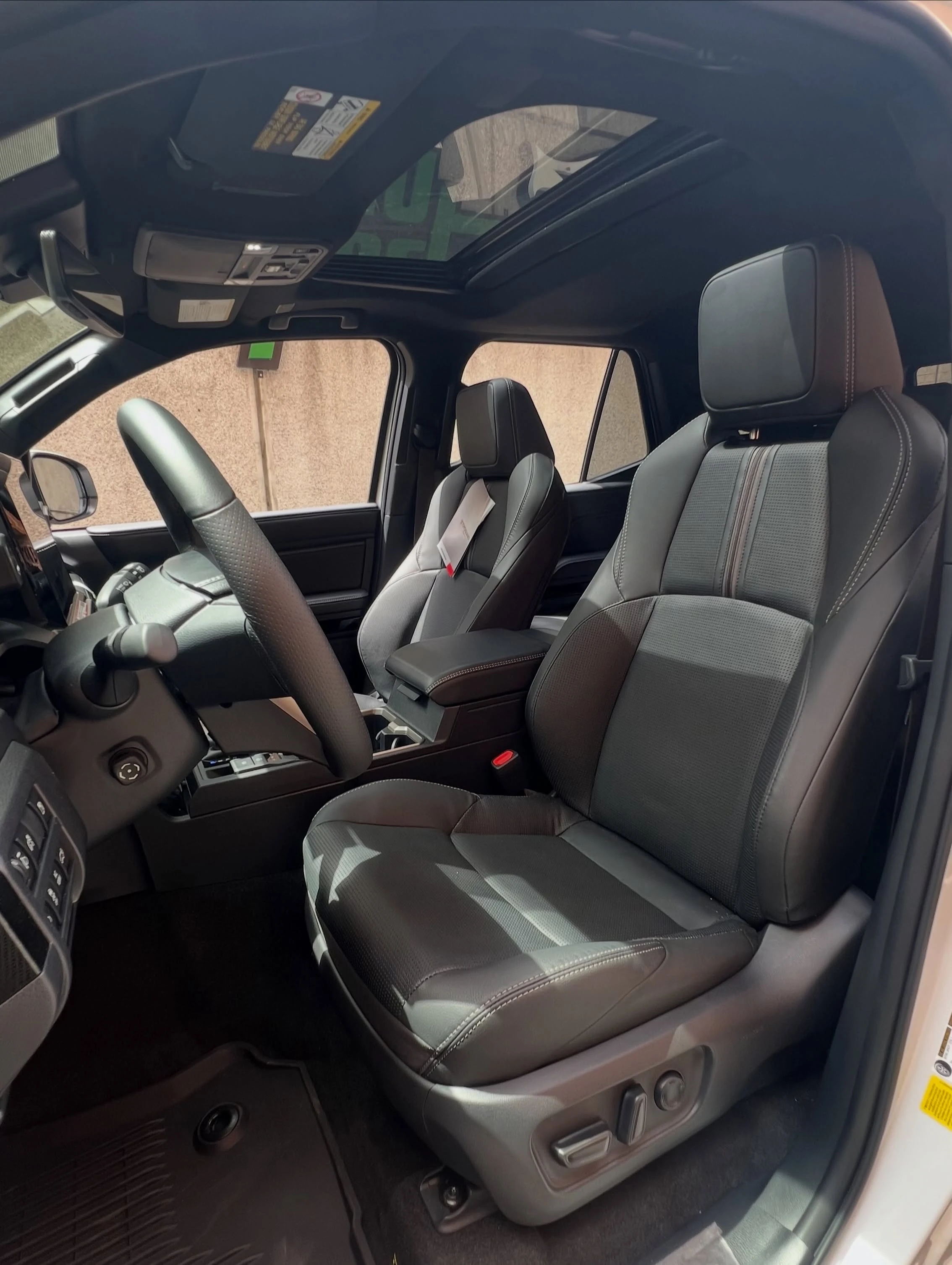 2026 Toyota 4Runner Limited iForce Max — foto 13