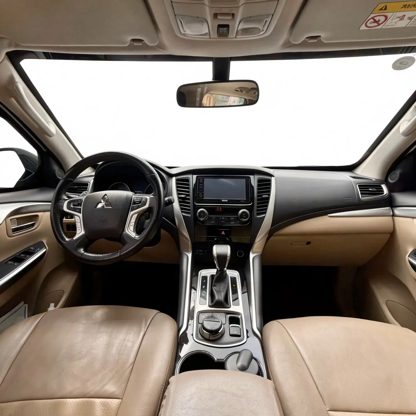2019 Mitsubishi Montero Sport — foto 5