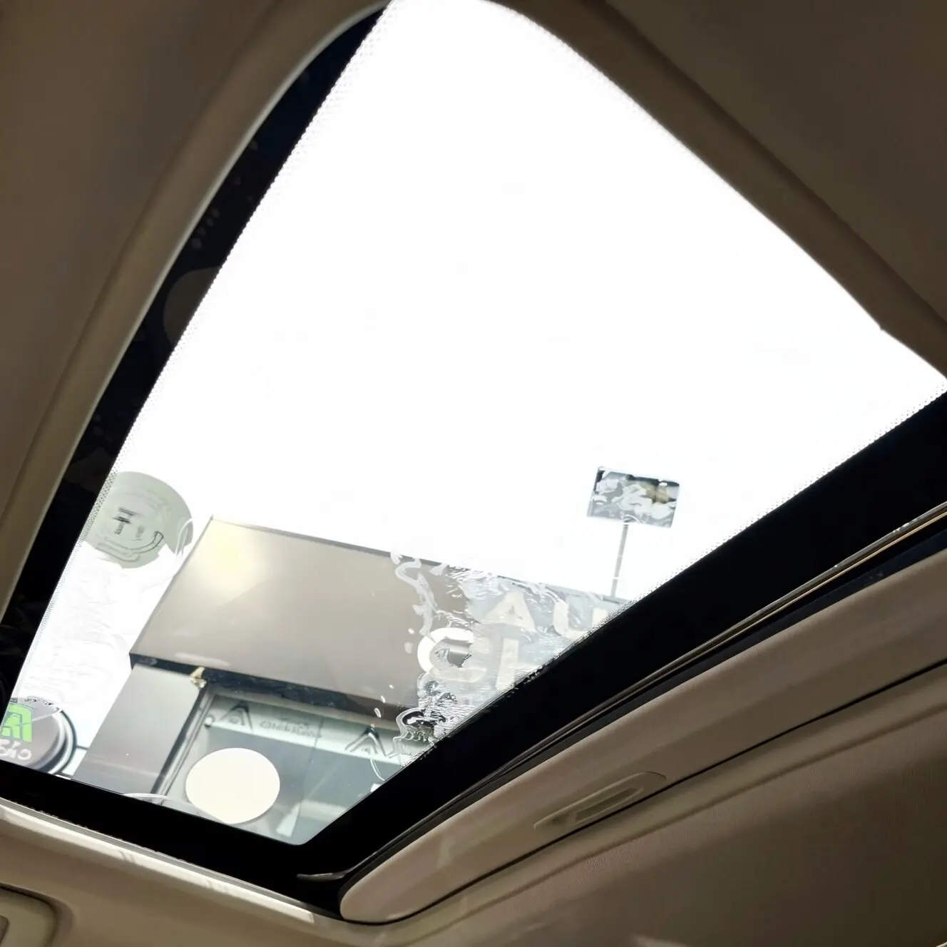 2019 Mitsubishi Montero Sport — foto 8