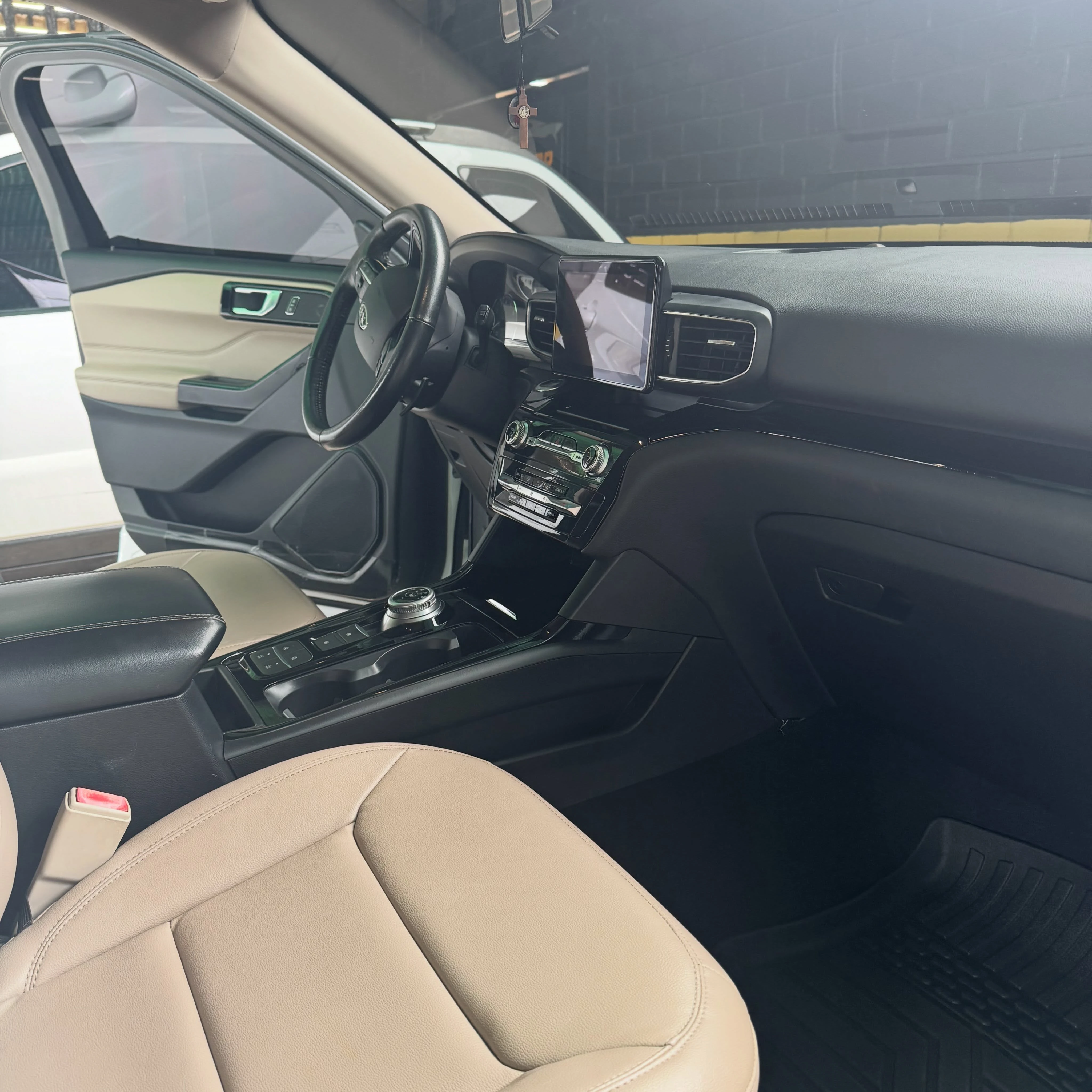 2020 Ford Explorer — foto 6