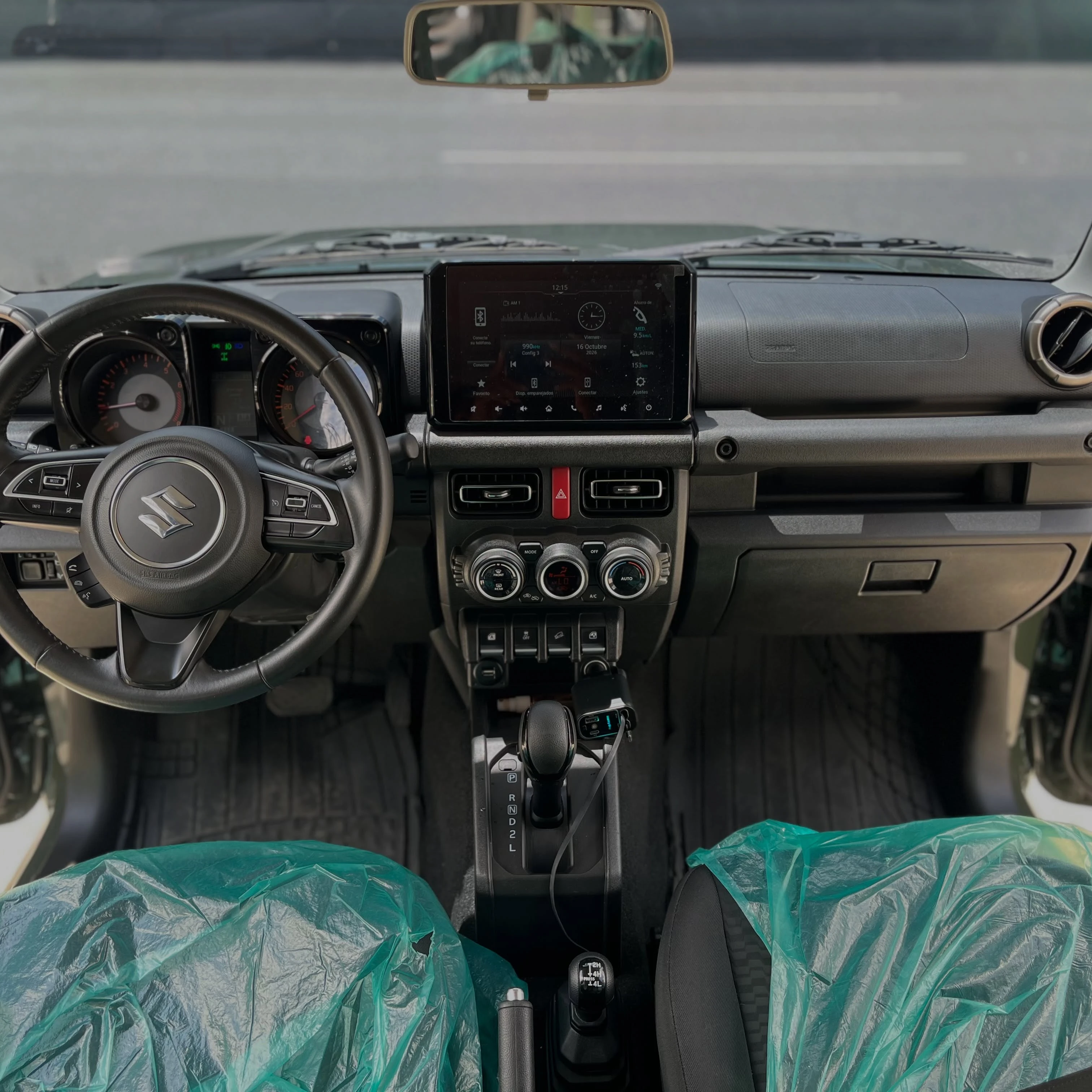 2025 Suzuki Jimny 2025 Dubai — foto 4