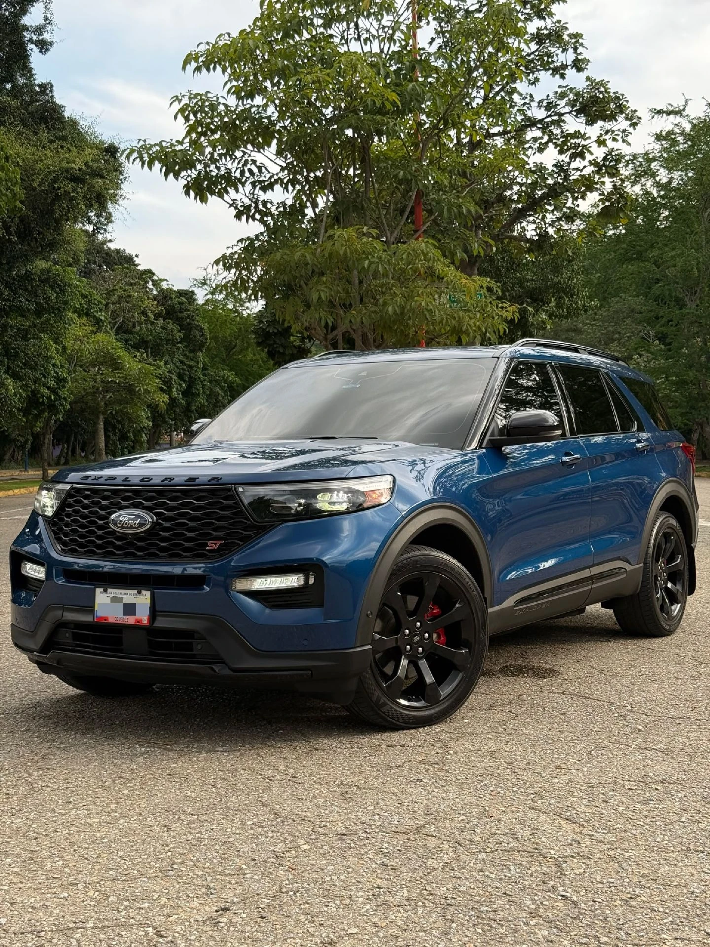 2020 Ford Explorer ST