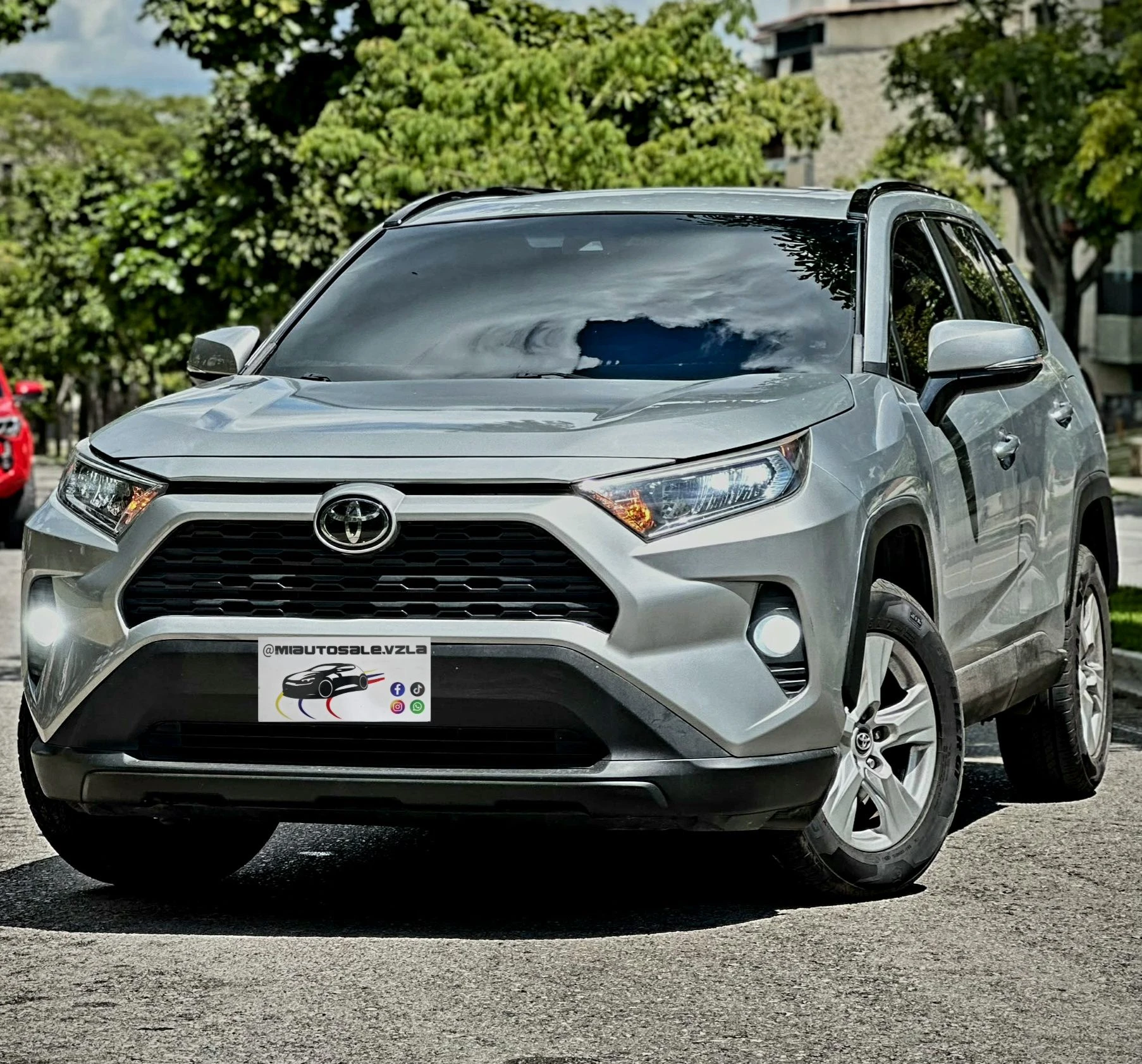 2019 Toyota RAV4 XLE