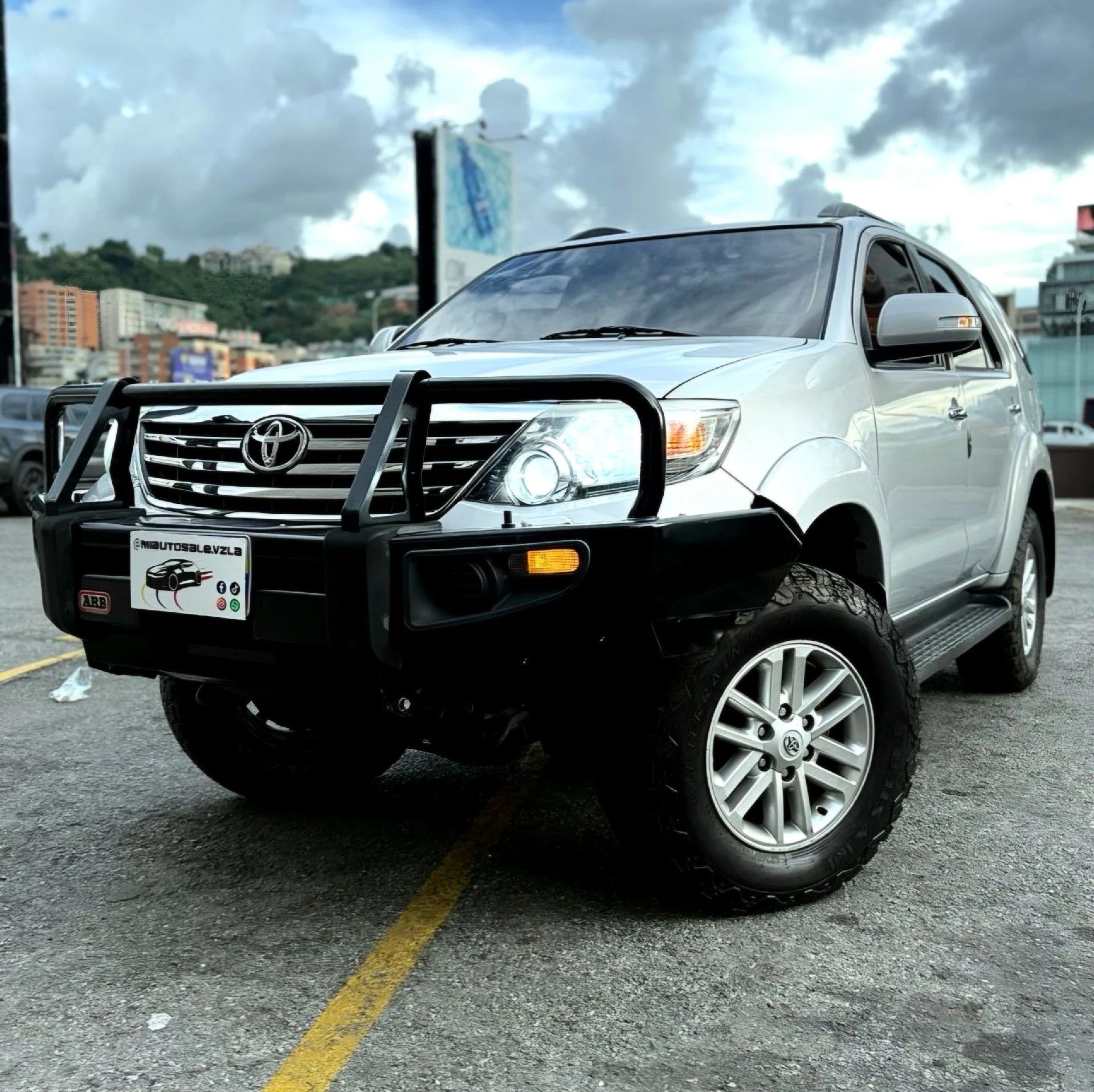 2018 Toyota Fortuner SR