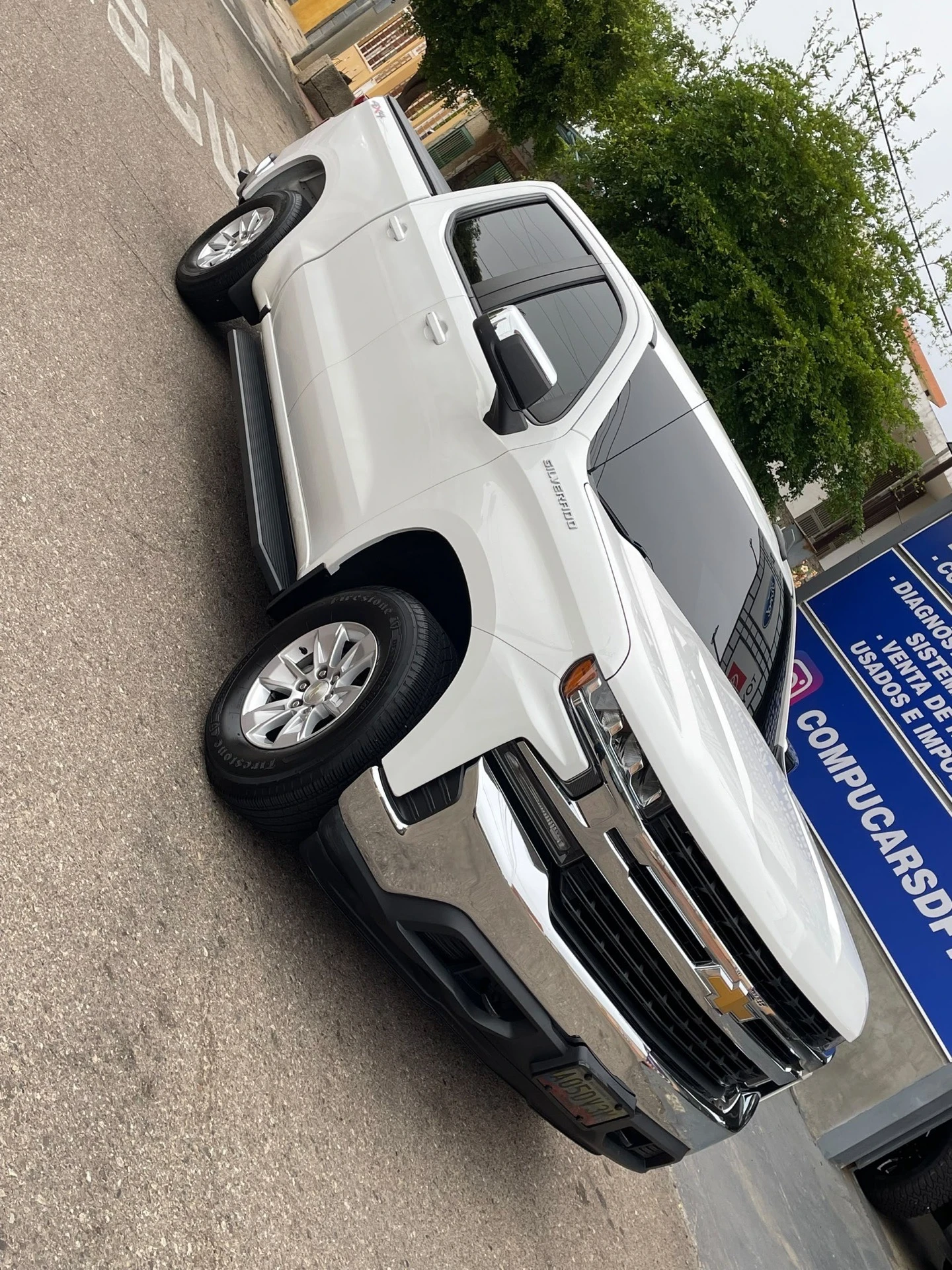 2022 Chevrolet Silverado Doble cabina 4*4 Motor 5.3