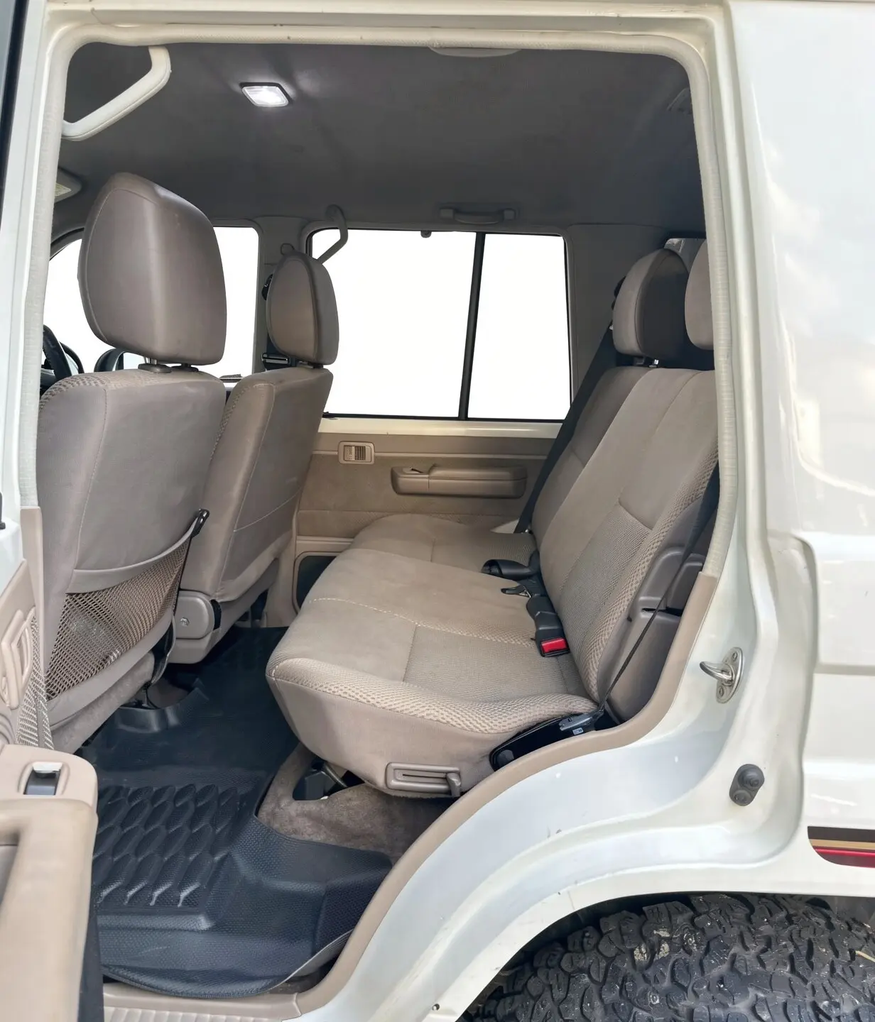 2015 Toyota Land Cruiser — foto 5