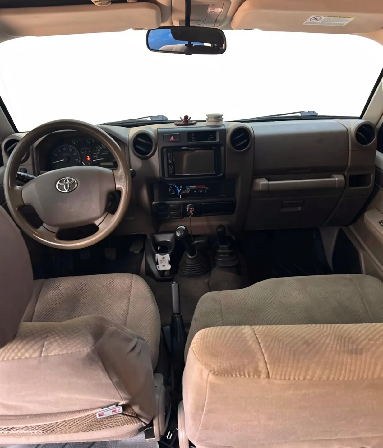 2015 Toyota Land Cruiser — foto 8