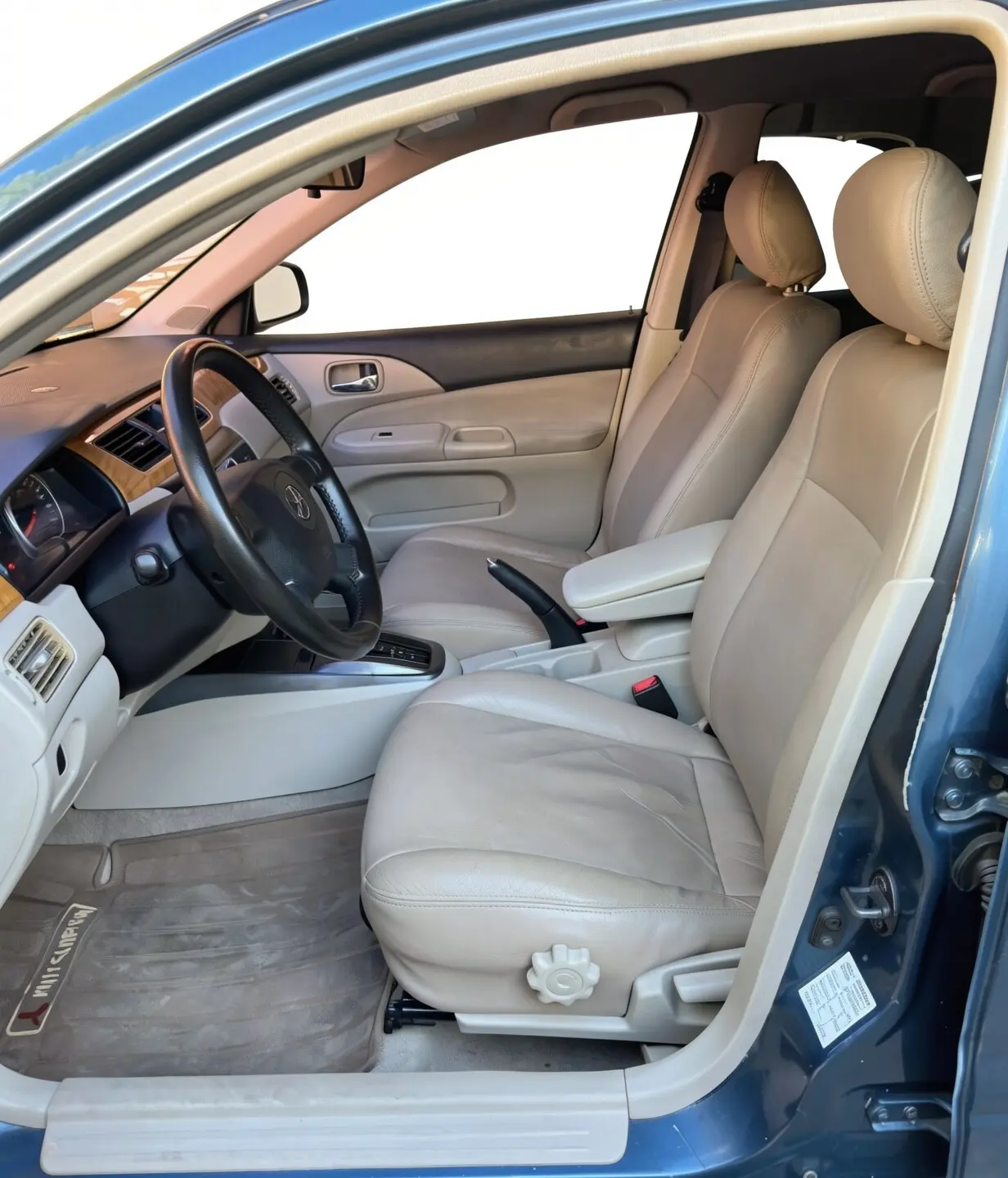 2011 Mitsubishi Lancer Touring — foto 4