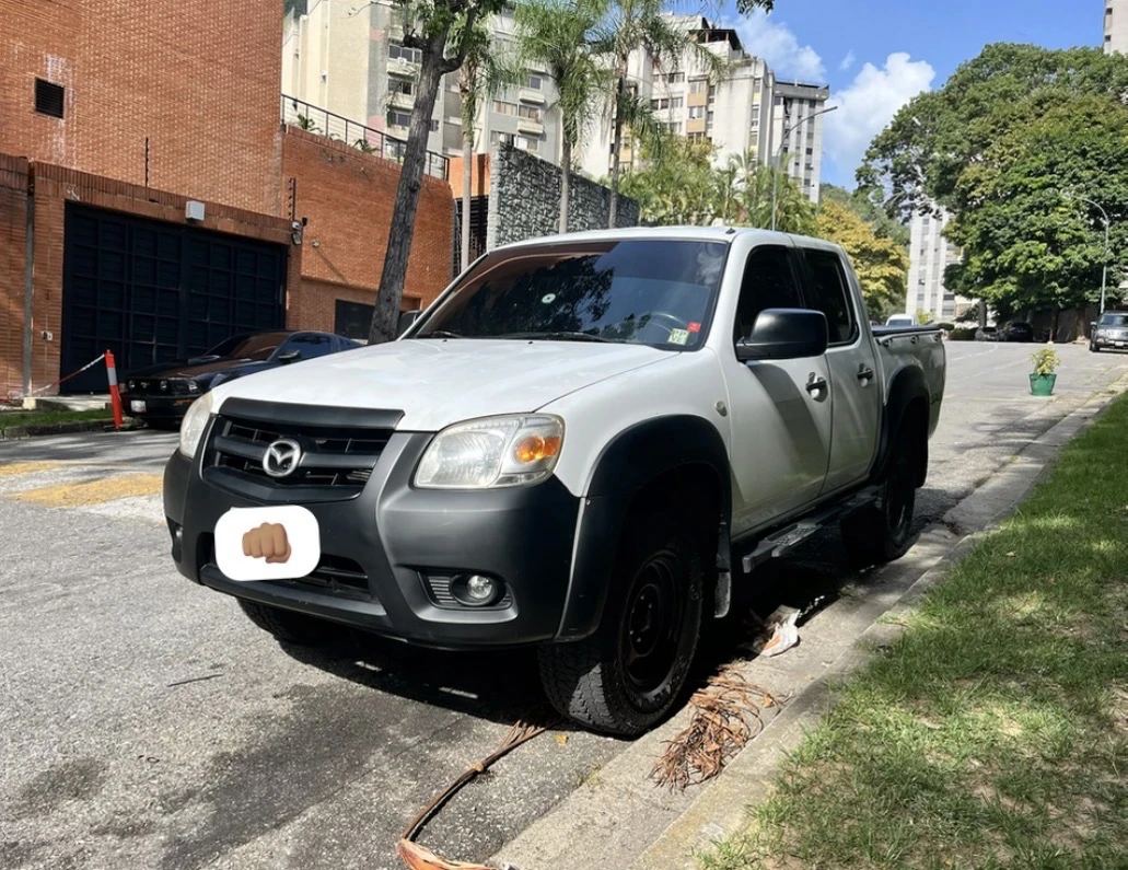 2013 Mazda BT-50 Sport