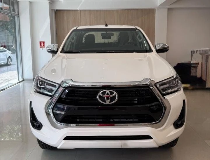 2027 Toyota Hilux
