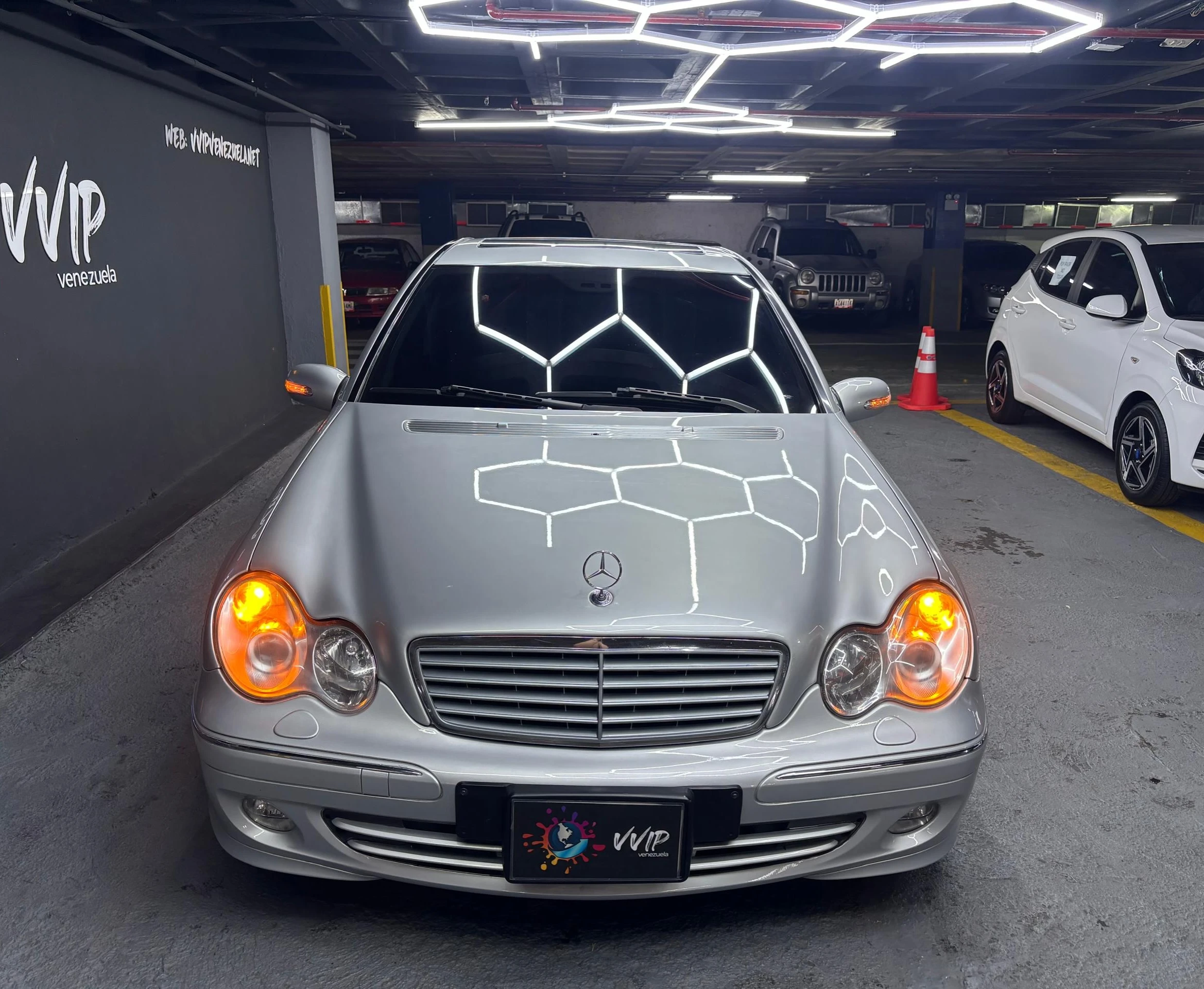 2005 Mercedes-Benz C320 Año 2005 — foto 3