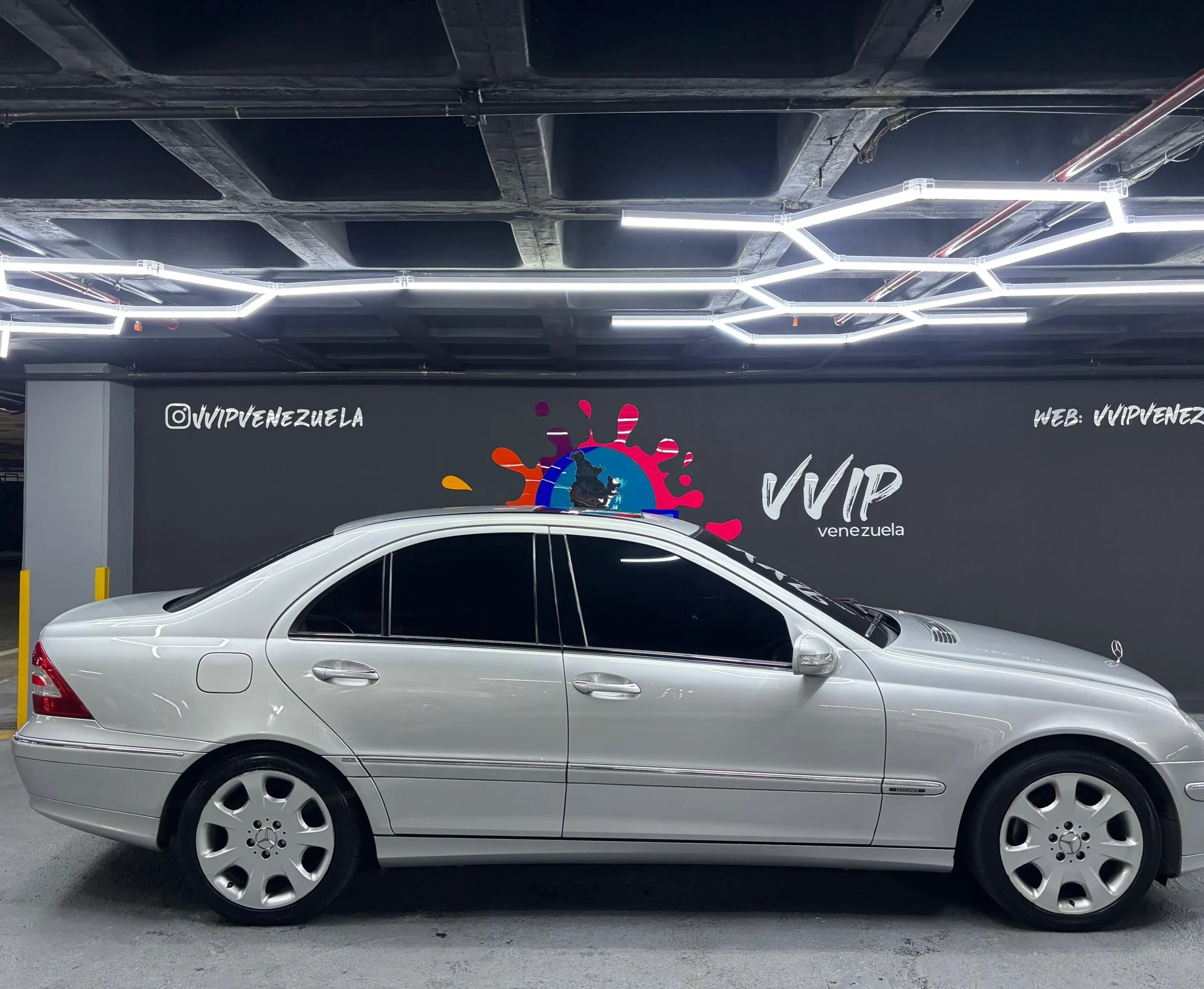 2005 Mercedes-Benz C320 Año 2005 — foto 5