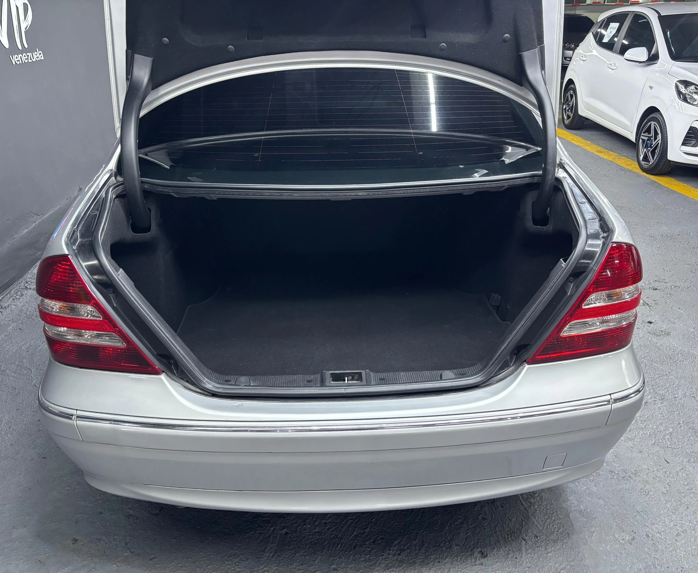 2005 Mercedes-Benz C320 Año 2005 — foto 14