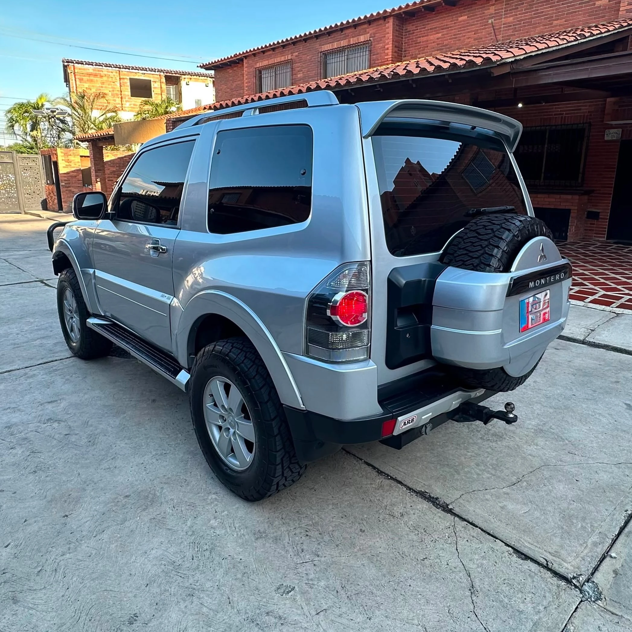 2008 Mitsubishi Montero Sport — foto 3