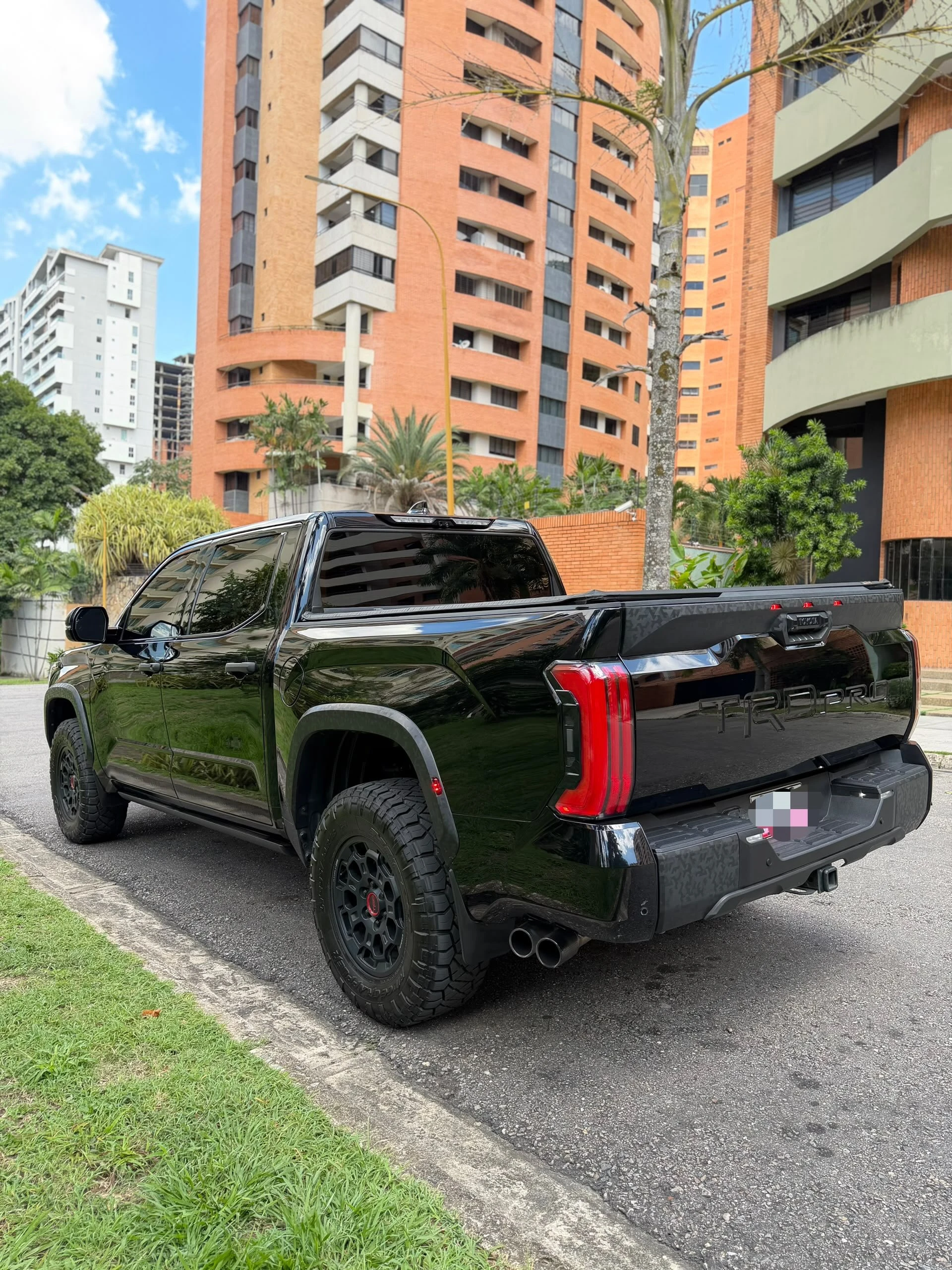 2023 Toyota Tundra Trd pro — foto 3