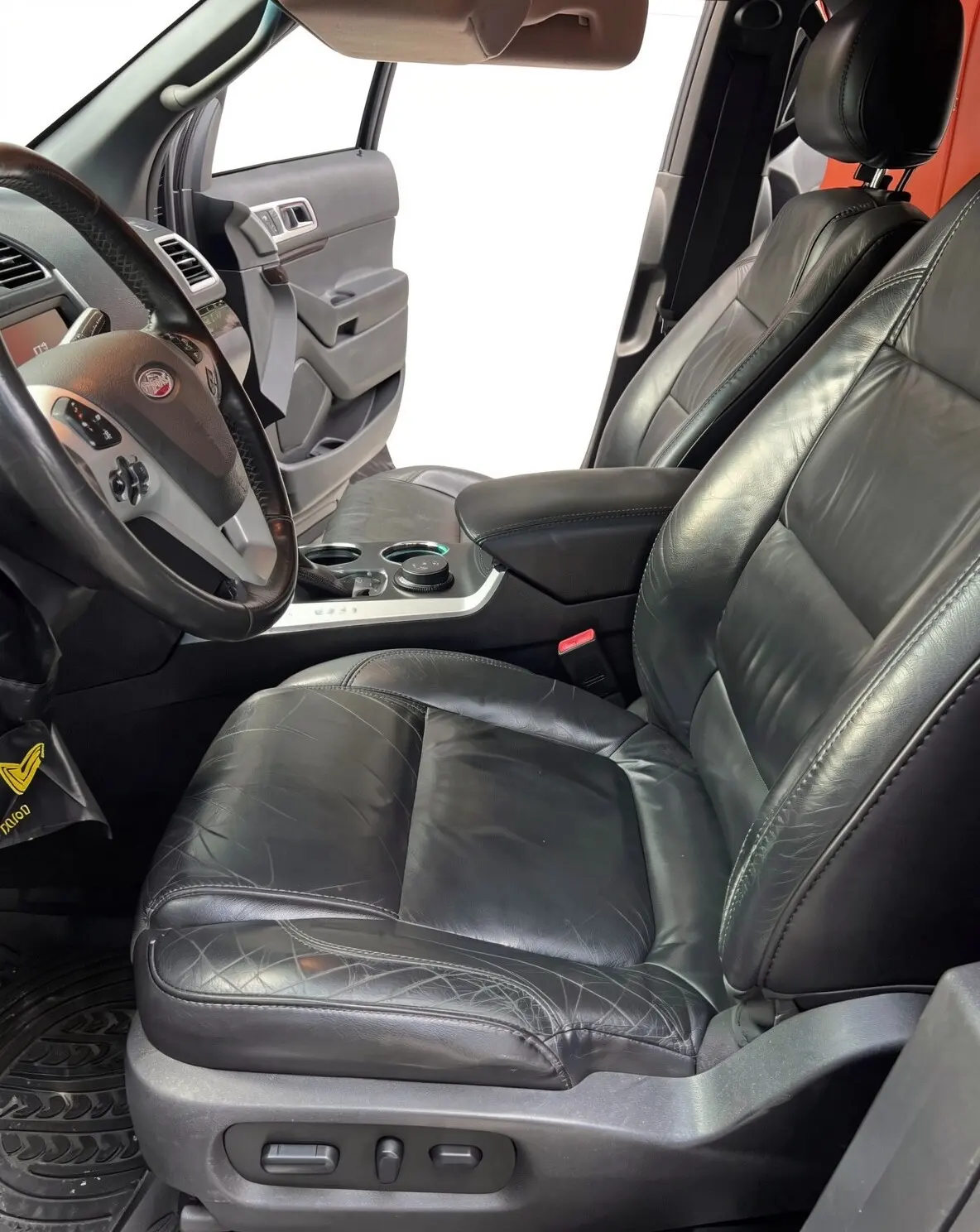 2014 Ford Explorer Limited 2014 — foto 2