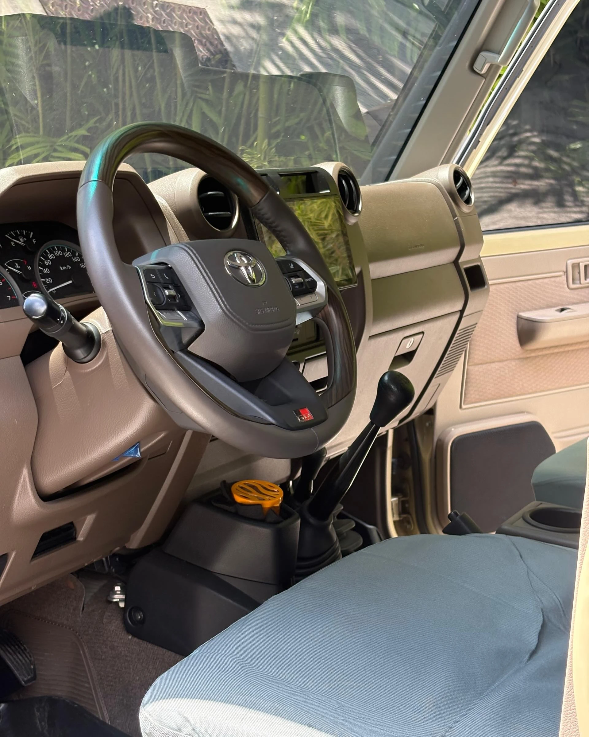 2021 Toyota Land Cruiser S76 2021 — foto 3