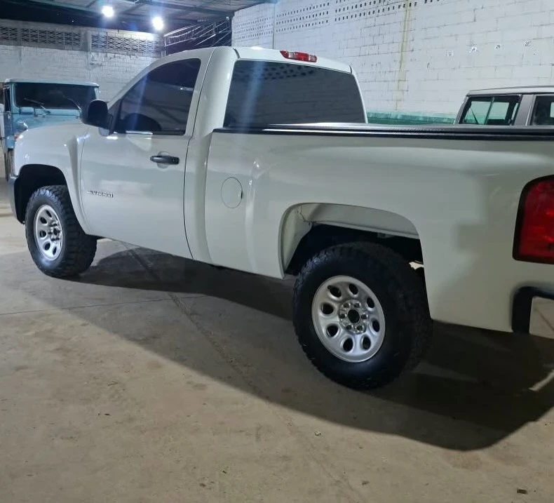 2014 Chevrolet Silverado La — foto 4