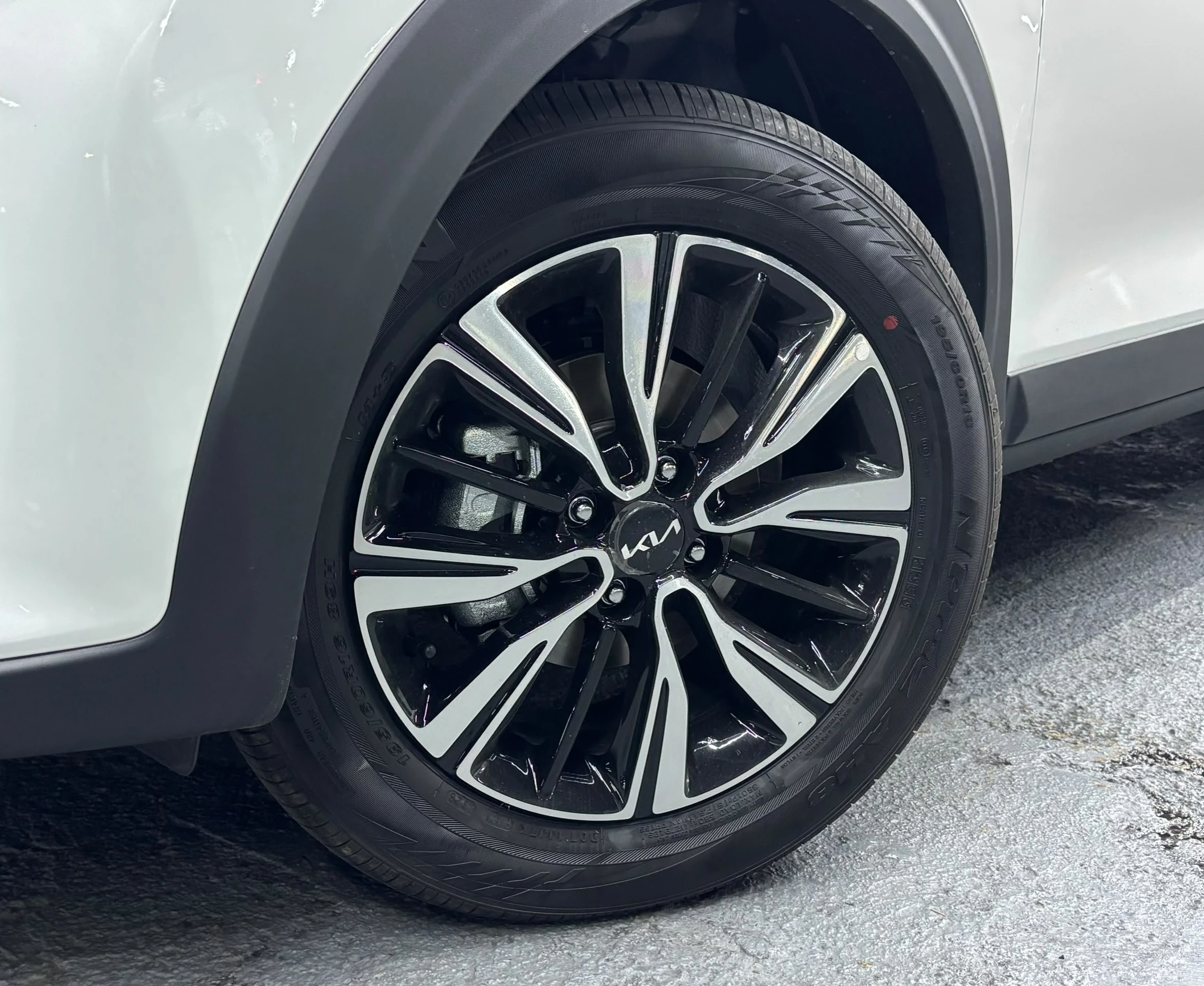 2026 Kia KX1 — foto 15