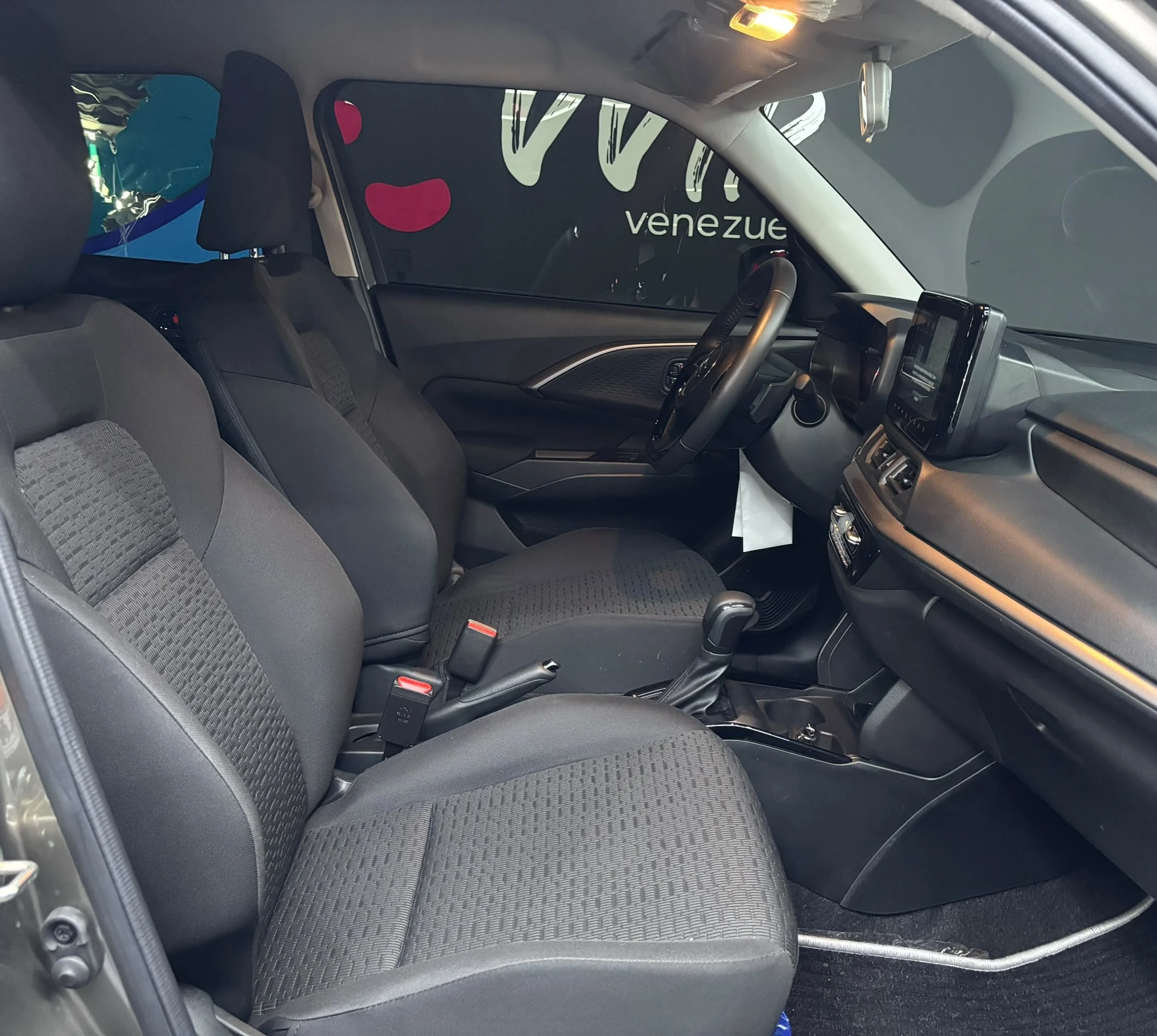 2025 Suzuki Swift — foto 12