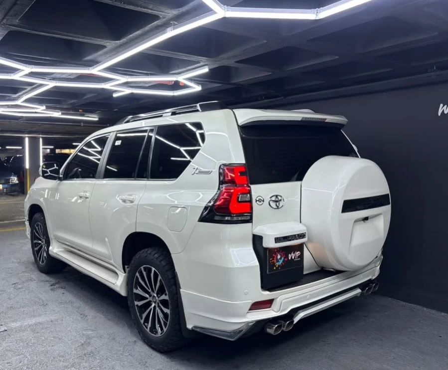 2023 Toyota Land Cruiser Prado VX 70 aniversario Dubai — foto 3