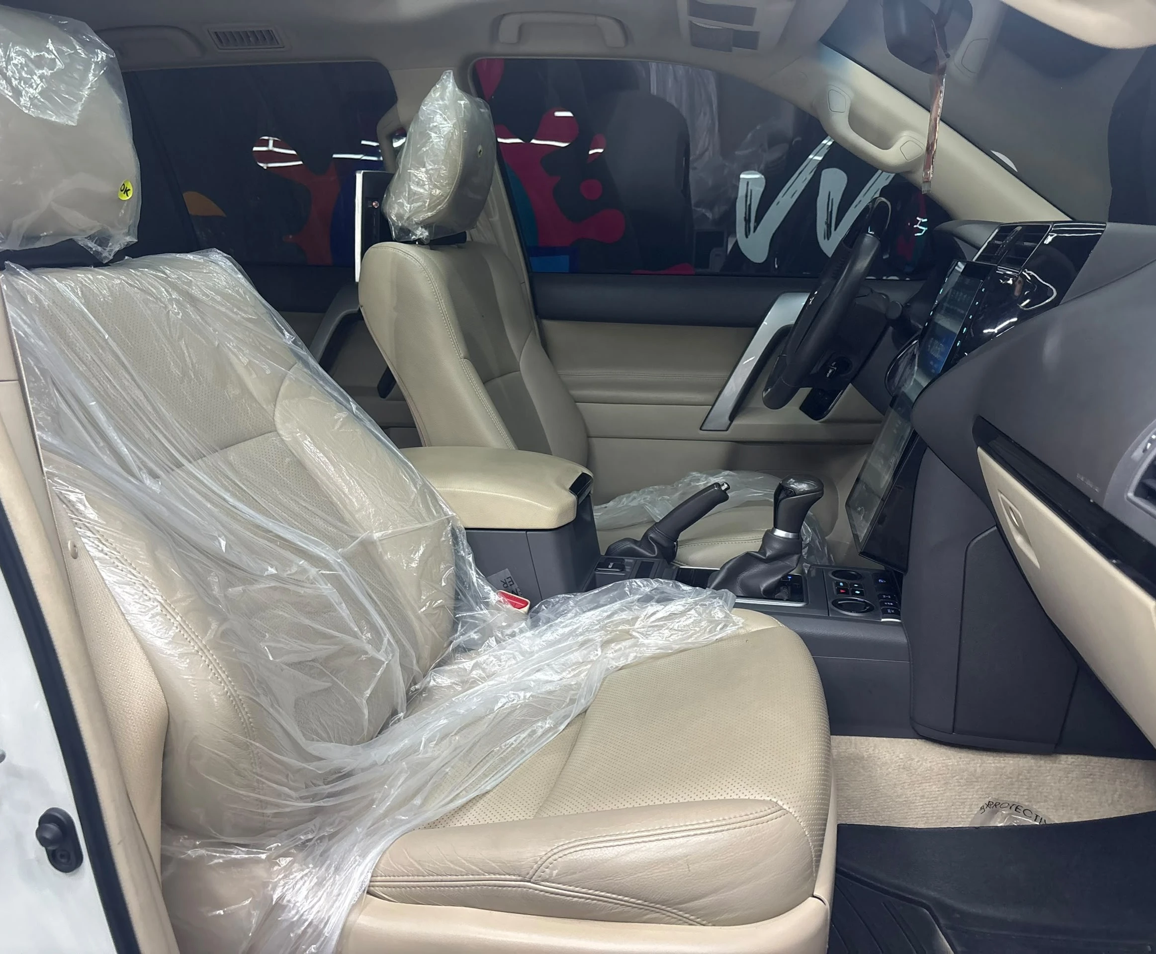2023 Toyota Land Cruiser Prado VX 70 aniversario Dubai — foto 12