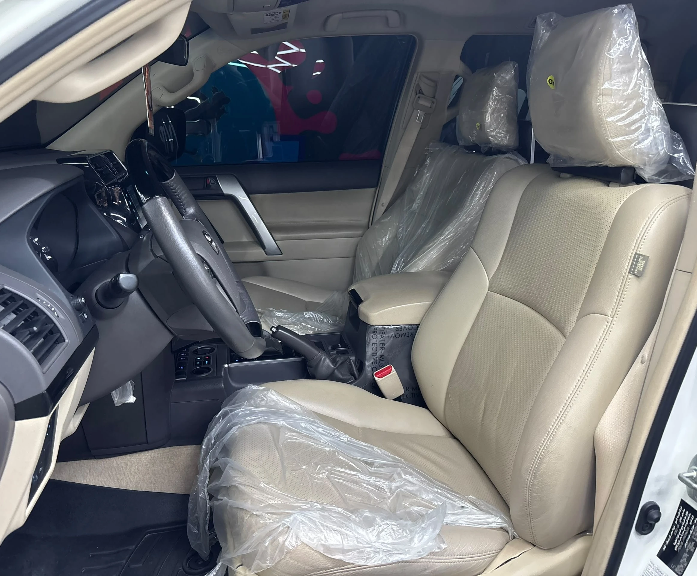 2023 Toyota Land Cruiser Prado VX 70 aniversario Dubai — foto 11