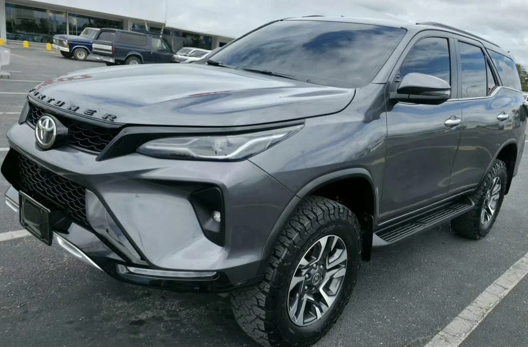 2025 Toyota Fortuner SW4
