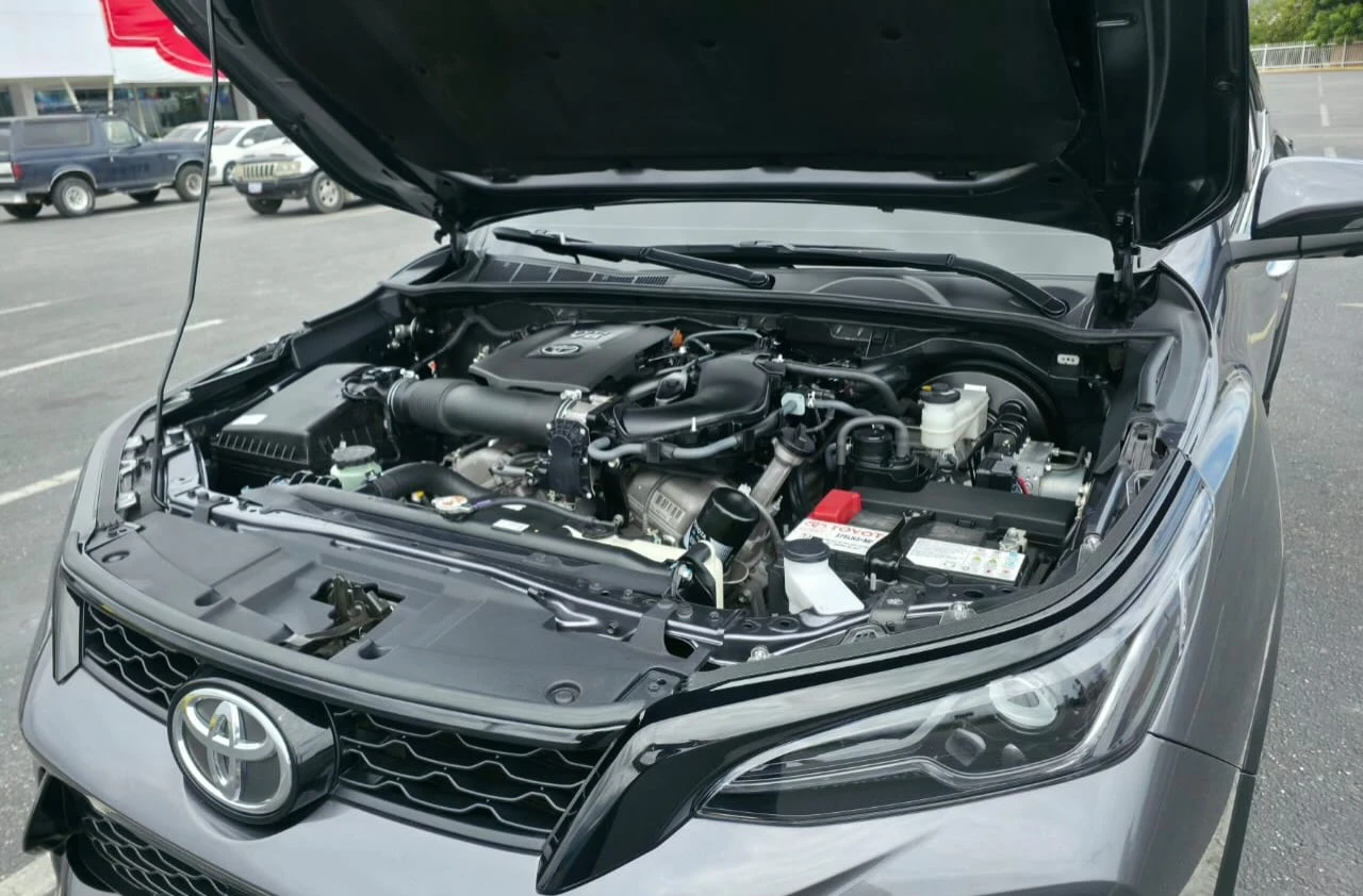 2025 Toyota Fortuner SW4 — foto 8