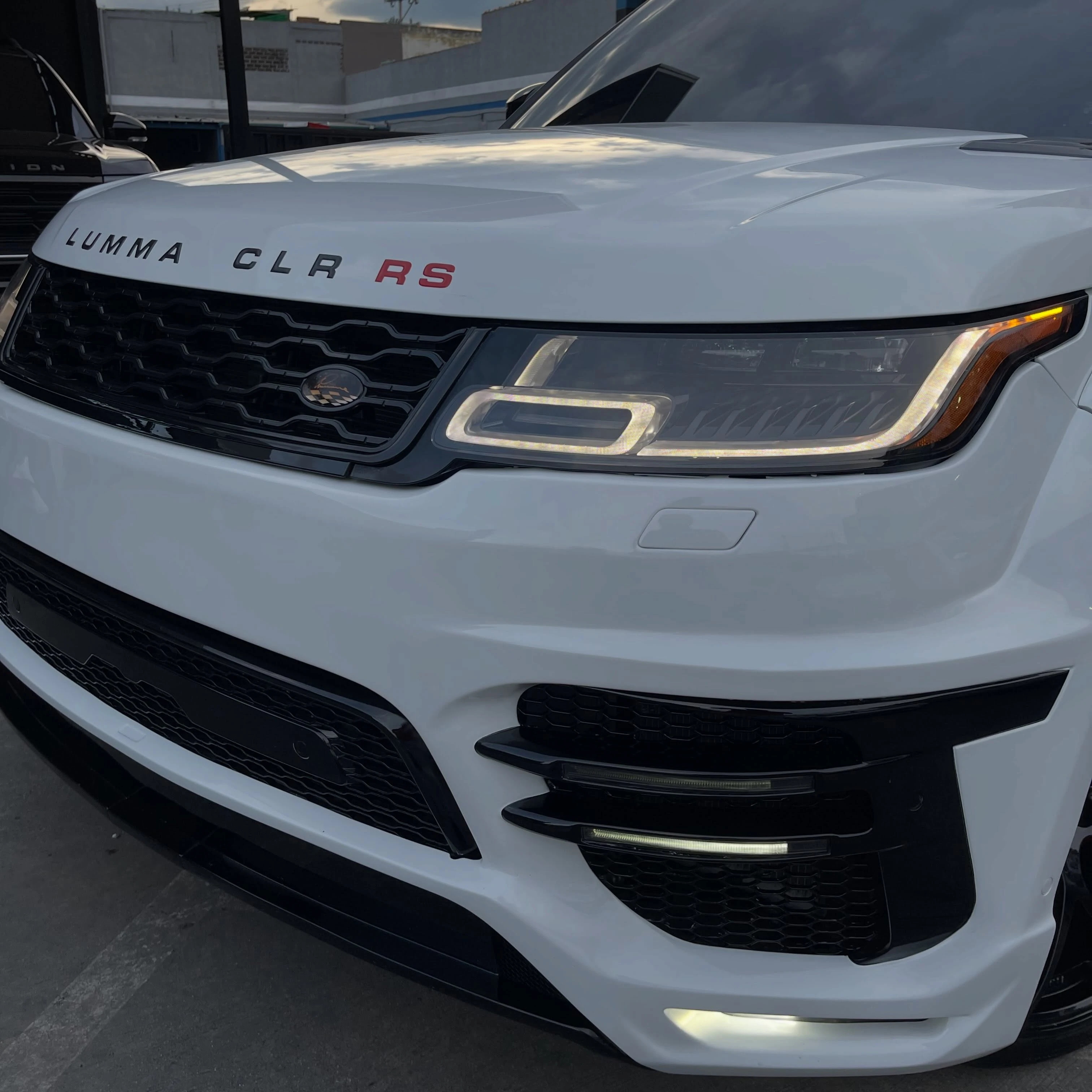 2020 Land Rover Range Rover LUMMA CLR RS — foto 3