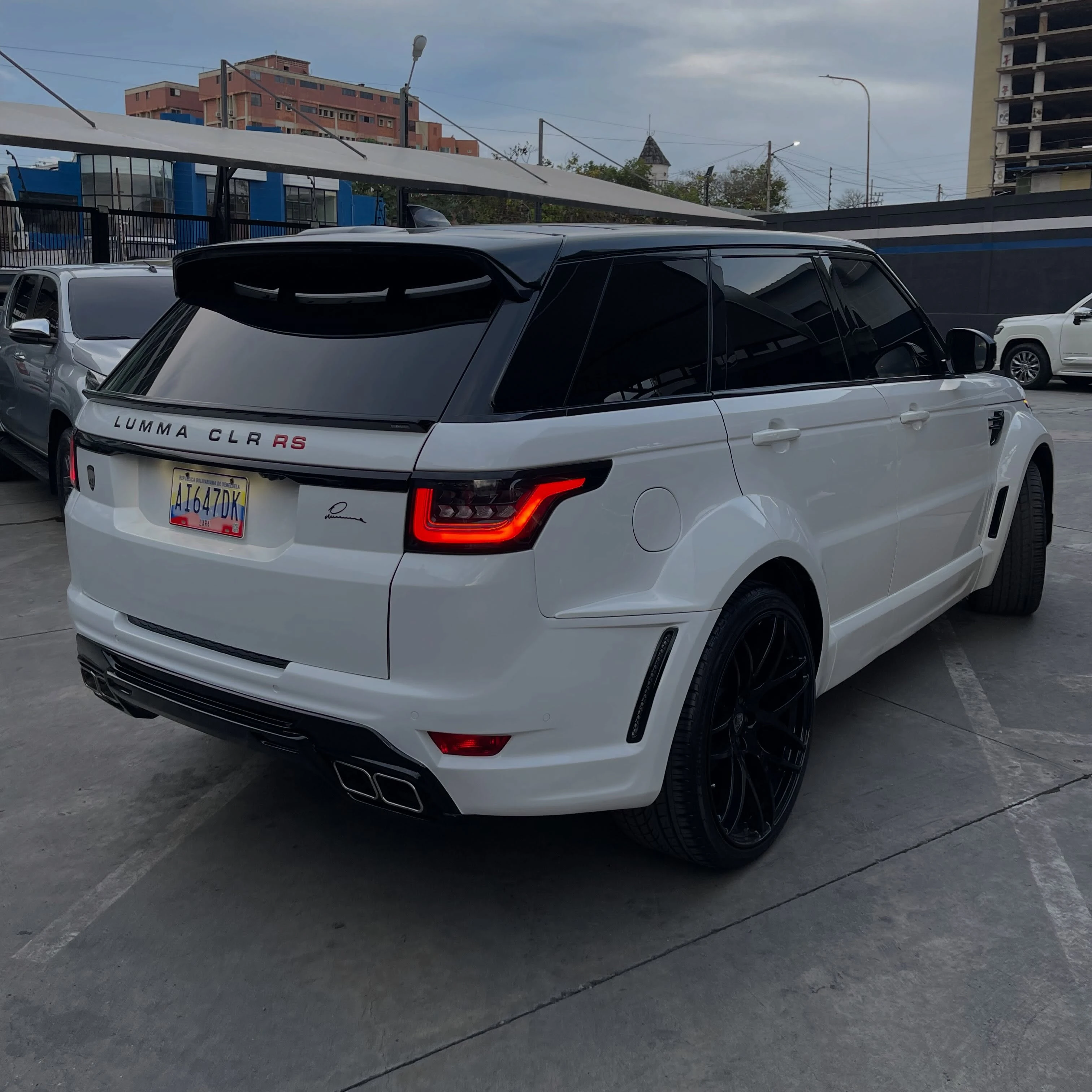 2020 Land Rover Range Rover LUMMA CLR RS — foto 5