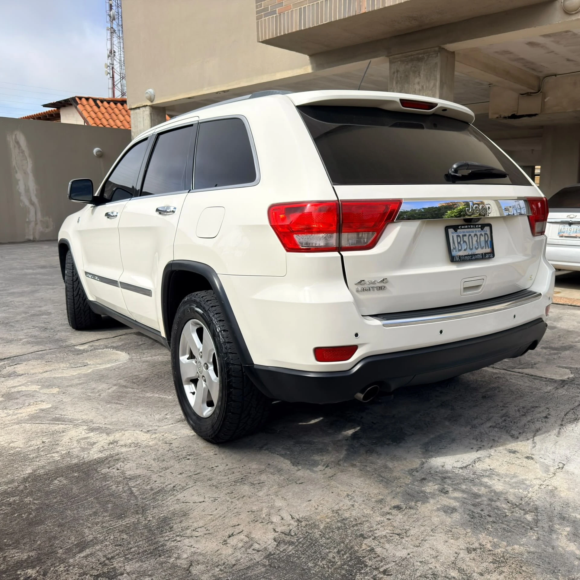 2013 Jeep Grand Cherokee Limited — foto 3