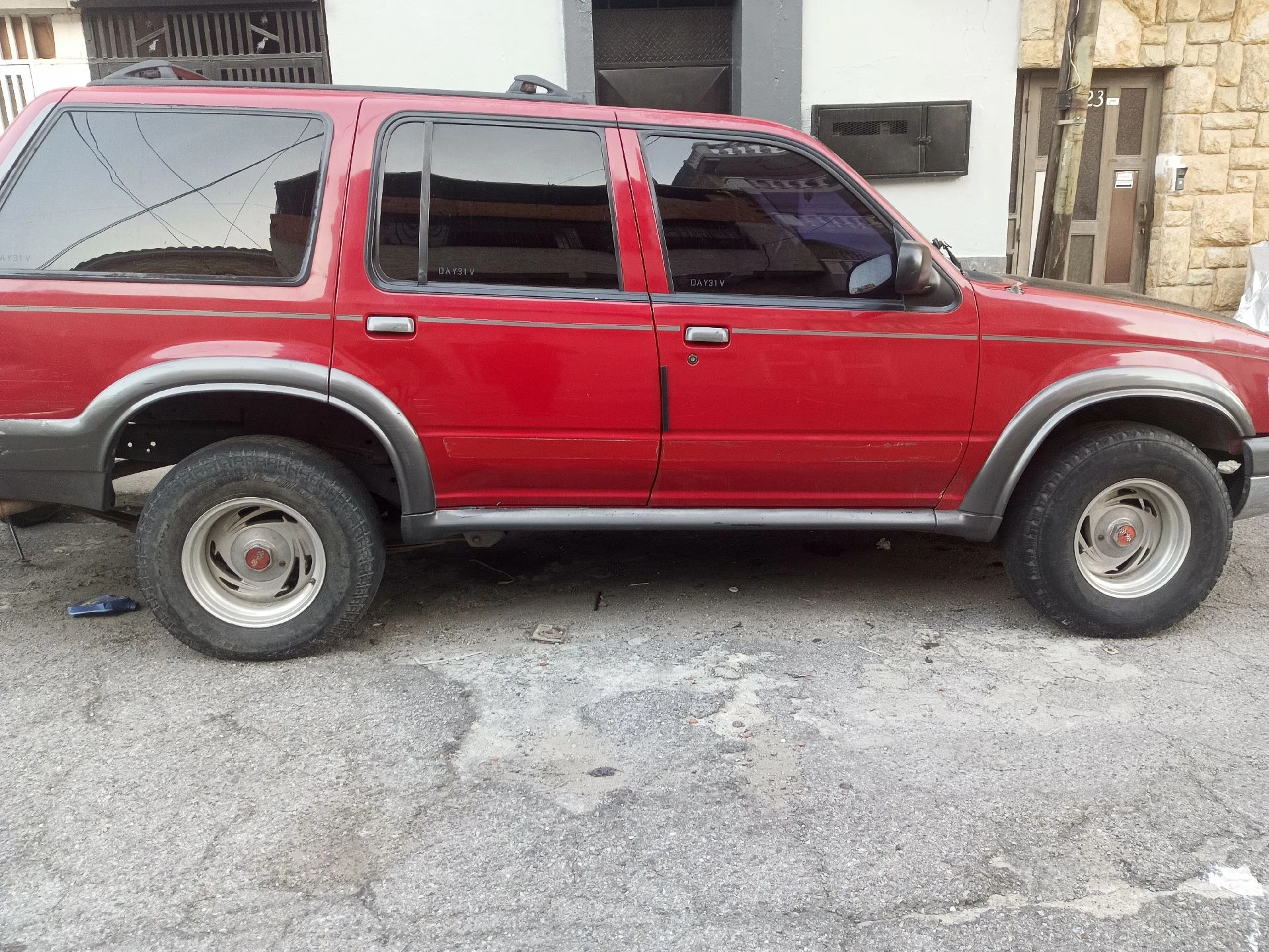 1999 Ford Explorer XLT Sincronica