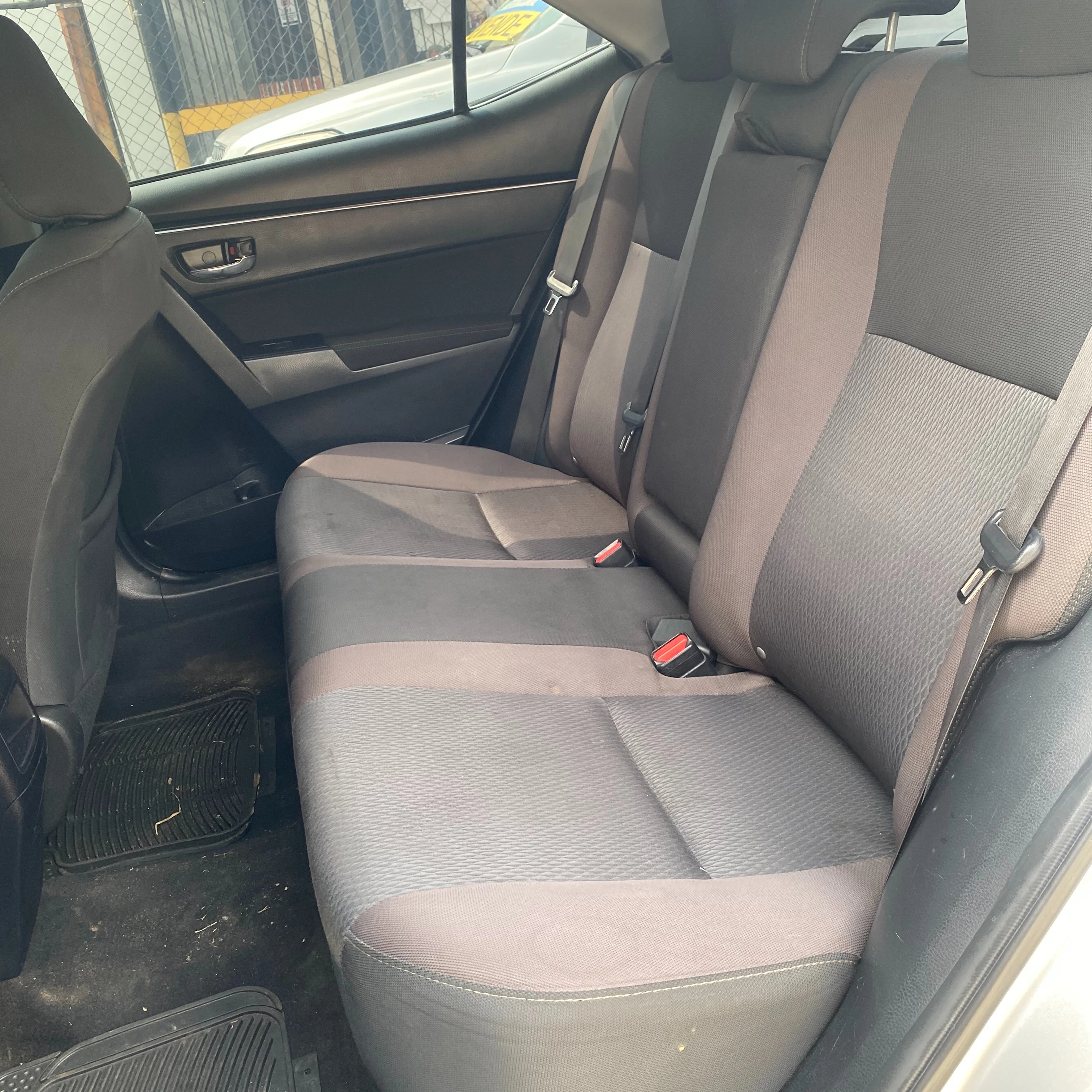 2019 Toyota Corolla LE — foto 7