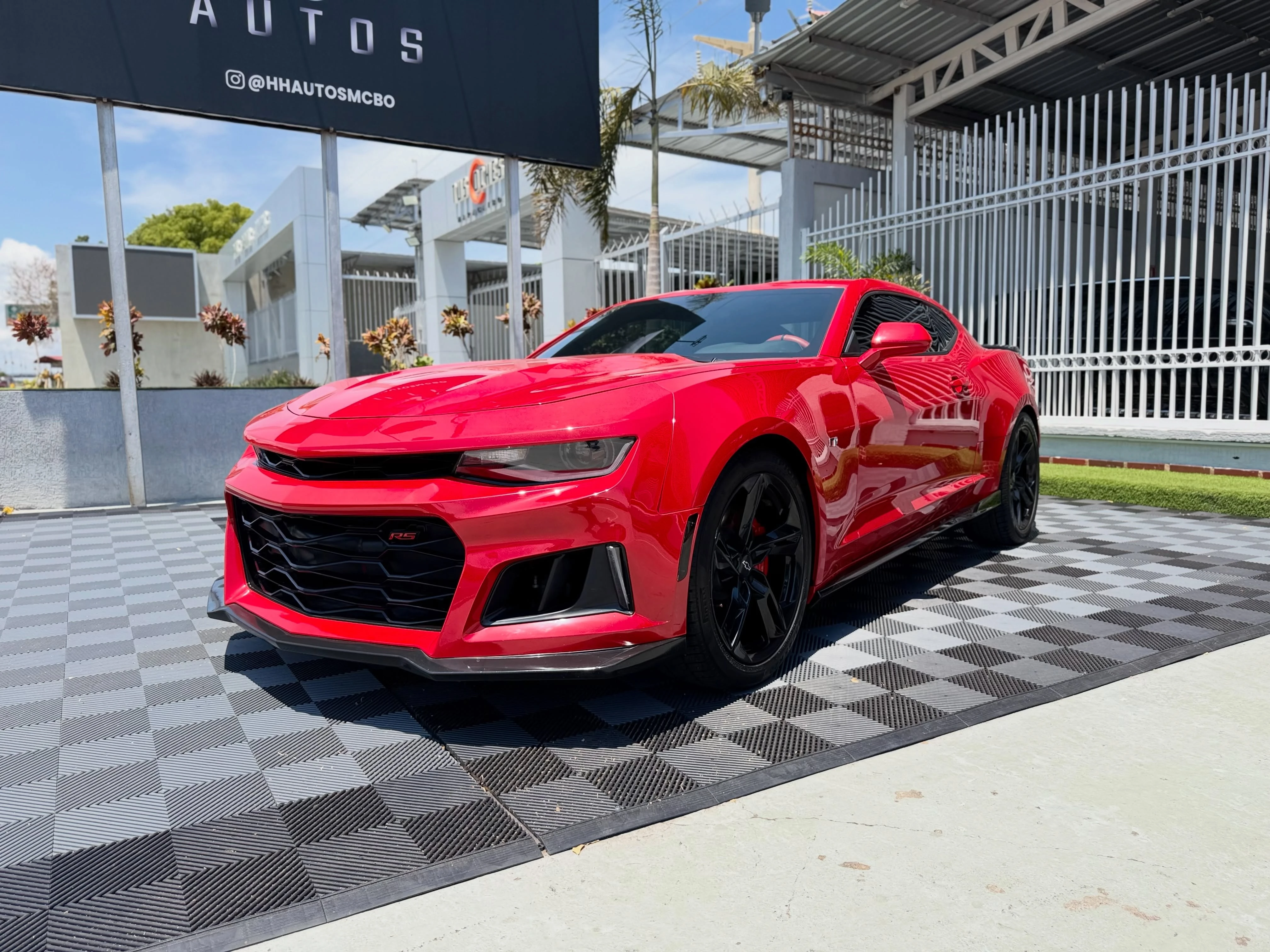 2023 Chevrolet Camaro RS 4cil — foto 2