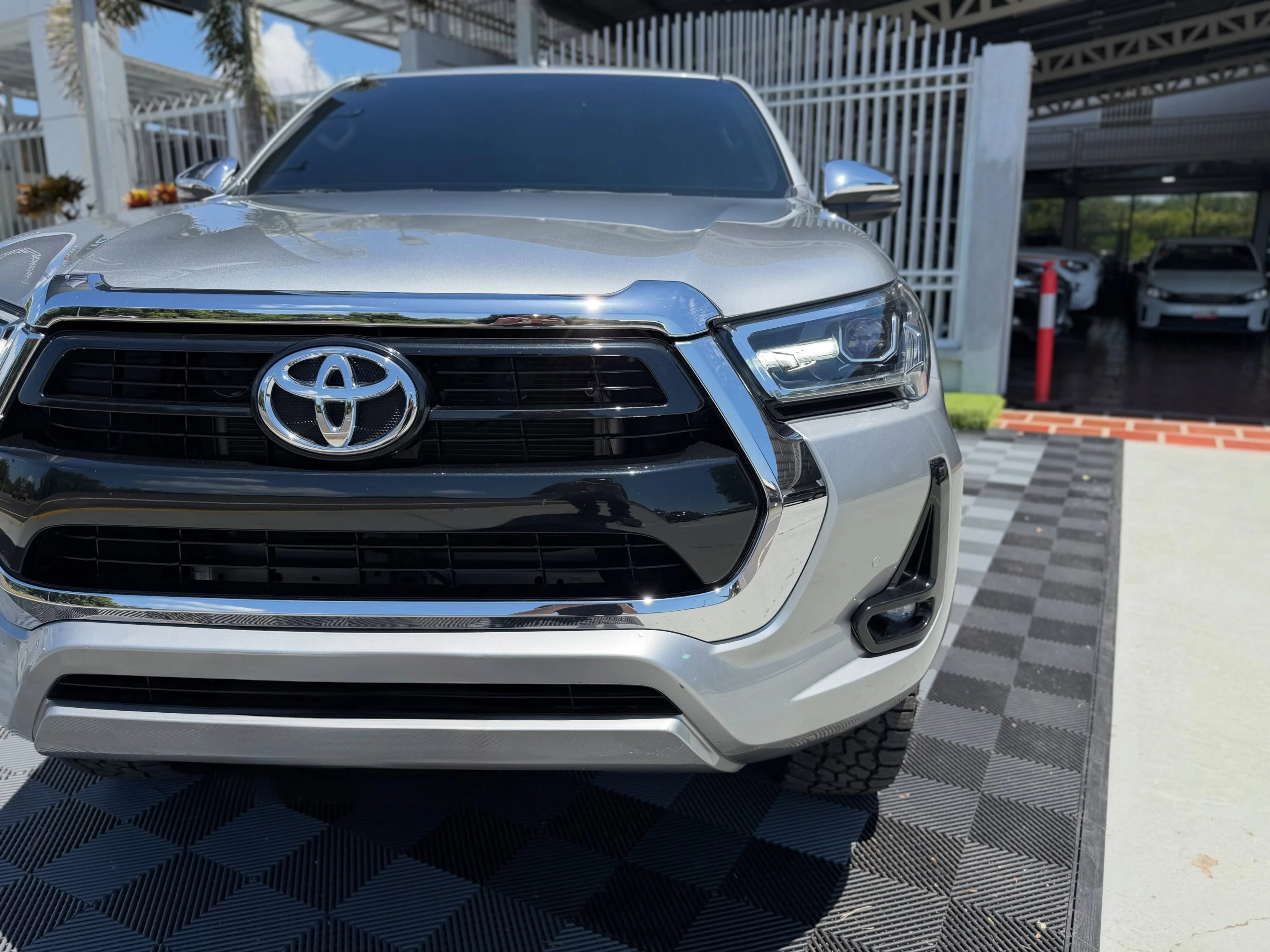 2024 Toyota Hilux V6 — foto 5