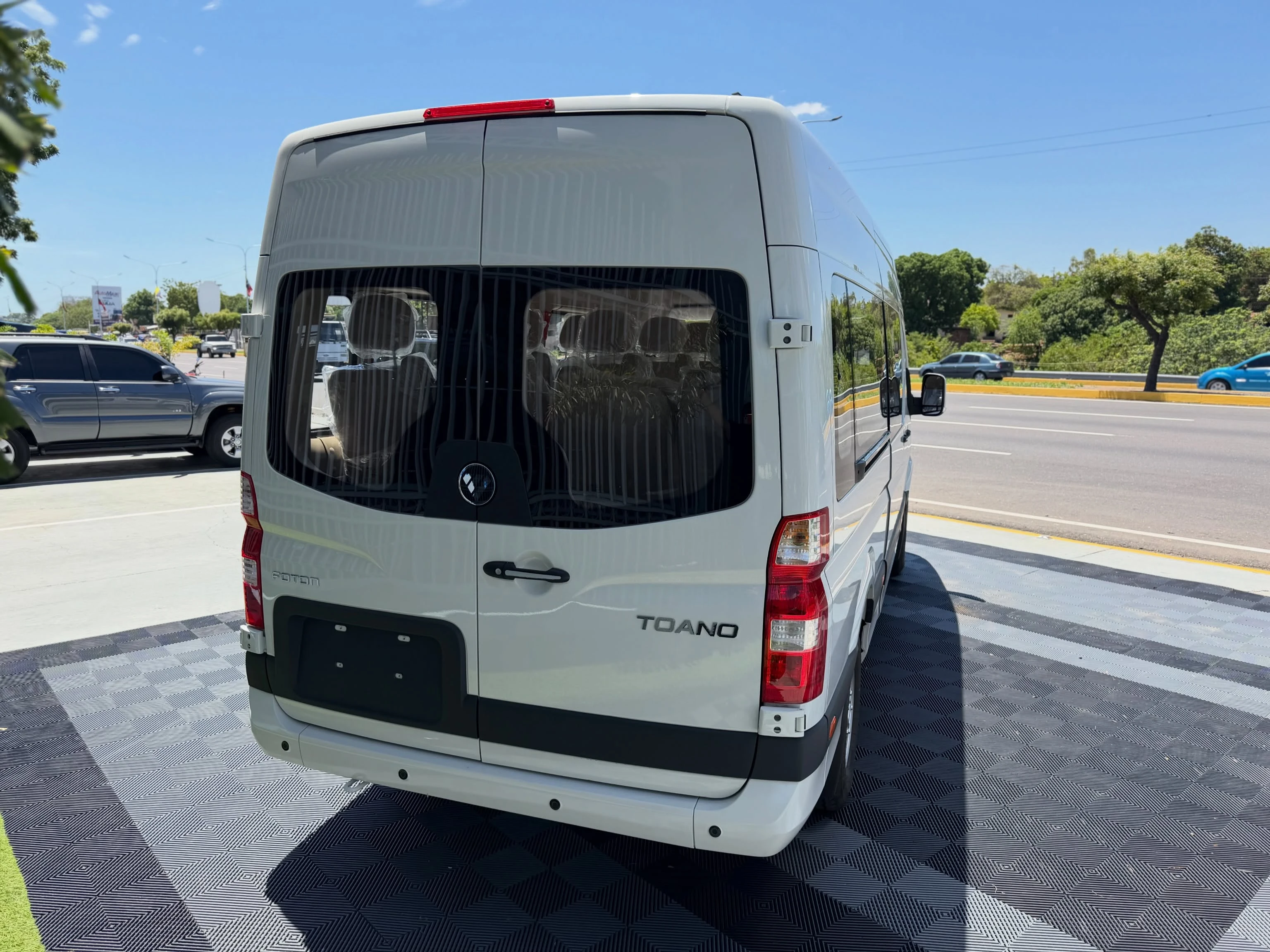 2026 Foton Toano 15 puestos — foto 4
