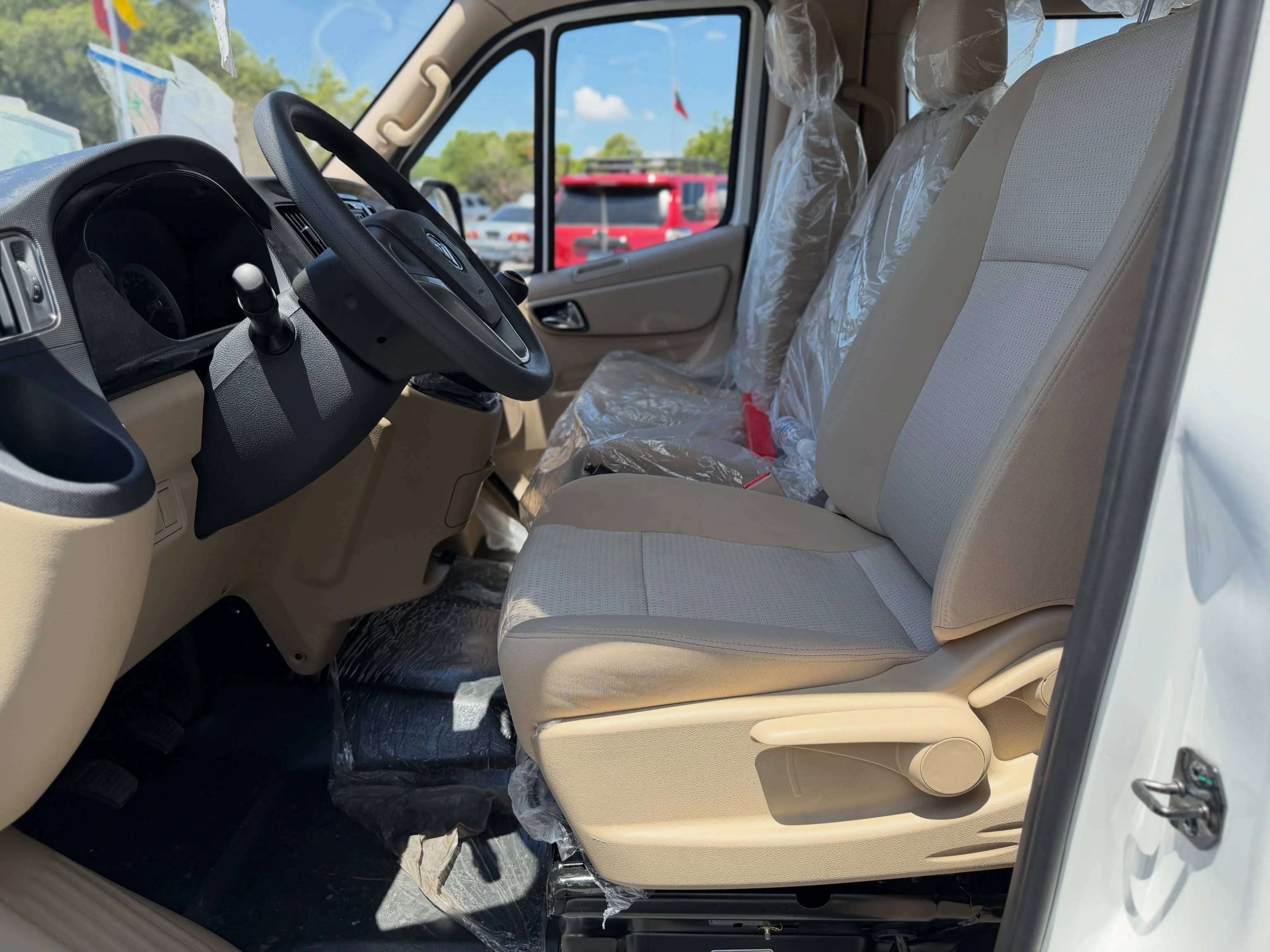 2026 Foton Toano 15 puestos — foto 5