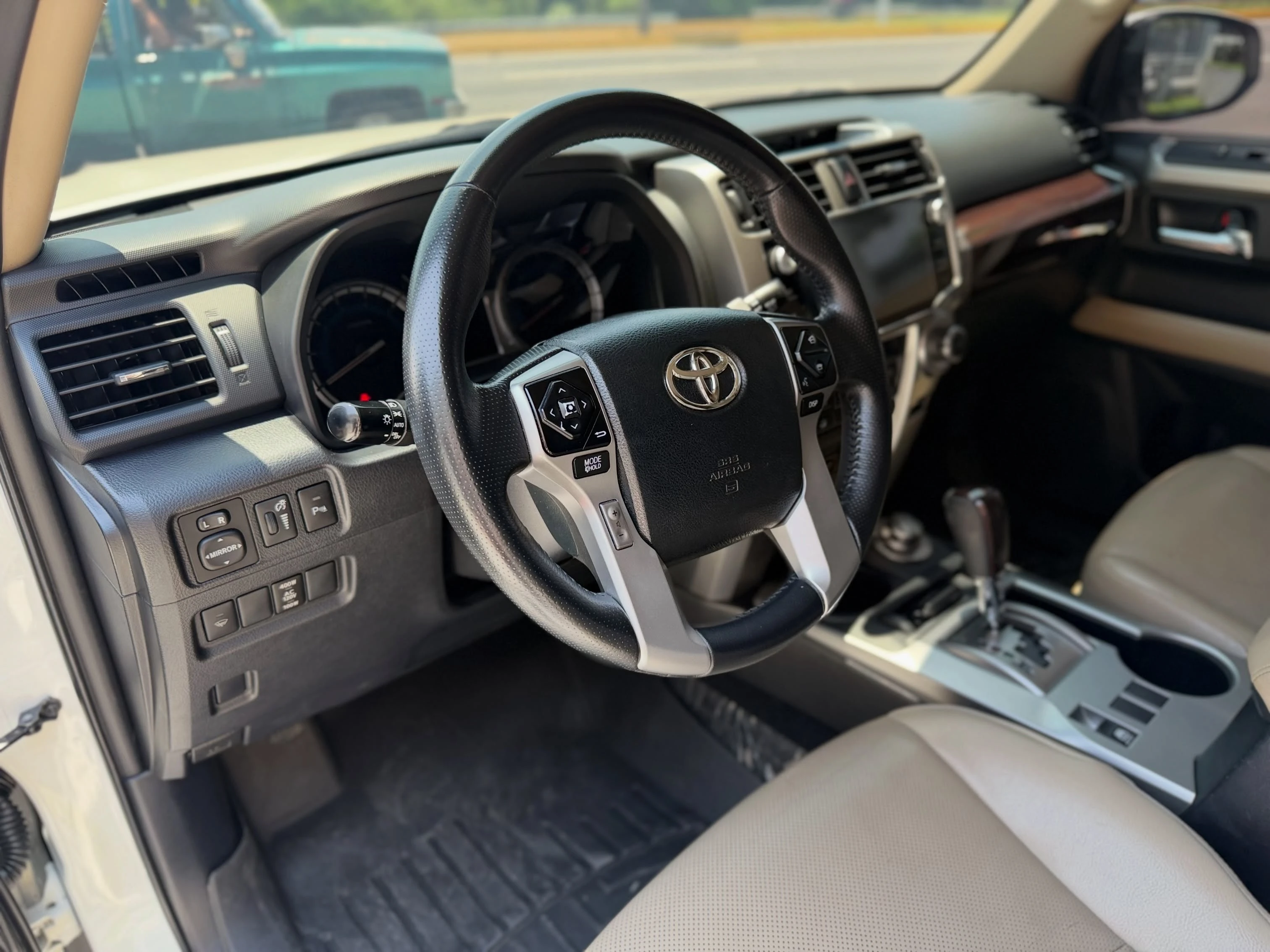 2015 Toyota 4Runner Limited — foto 9