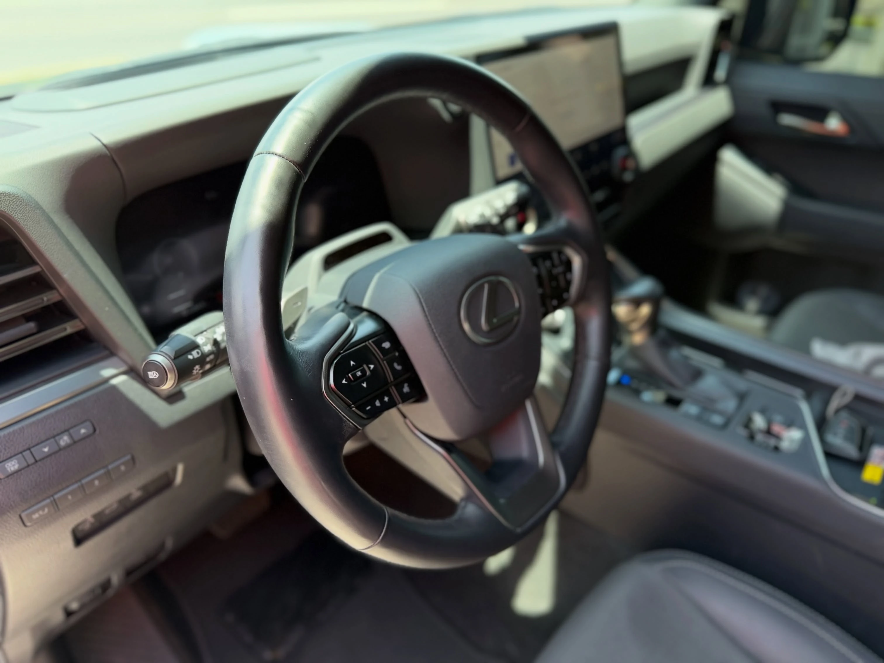 2025 Lexus GX 550 Sport — photo 9