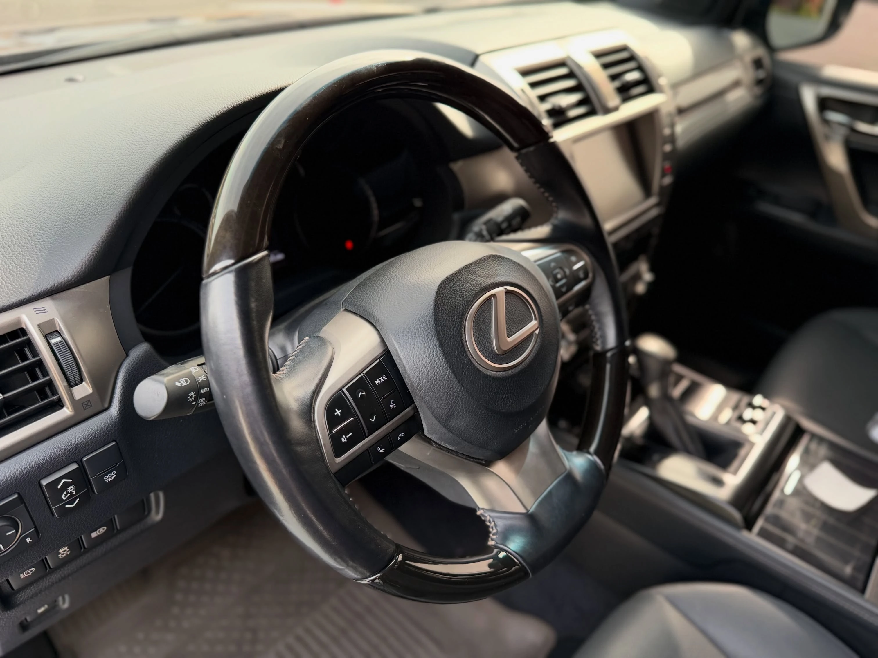 2020 Lexus GX 460 — foto 9
