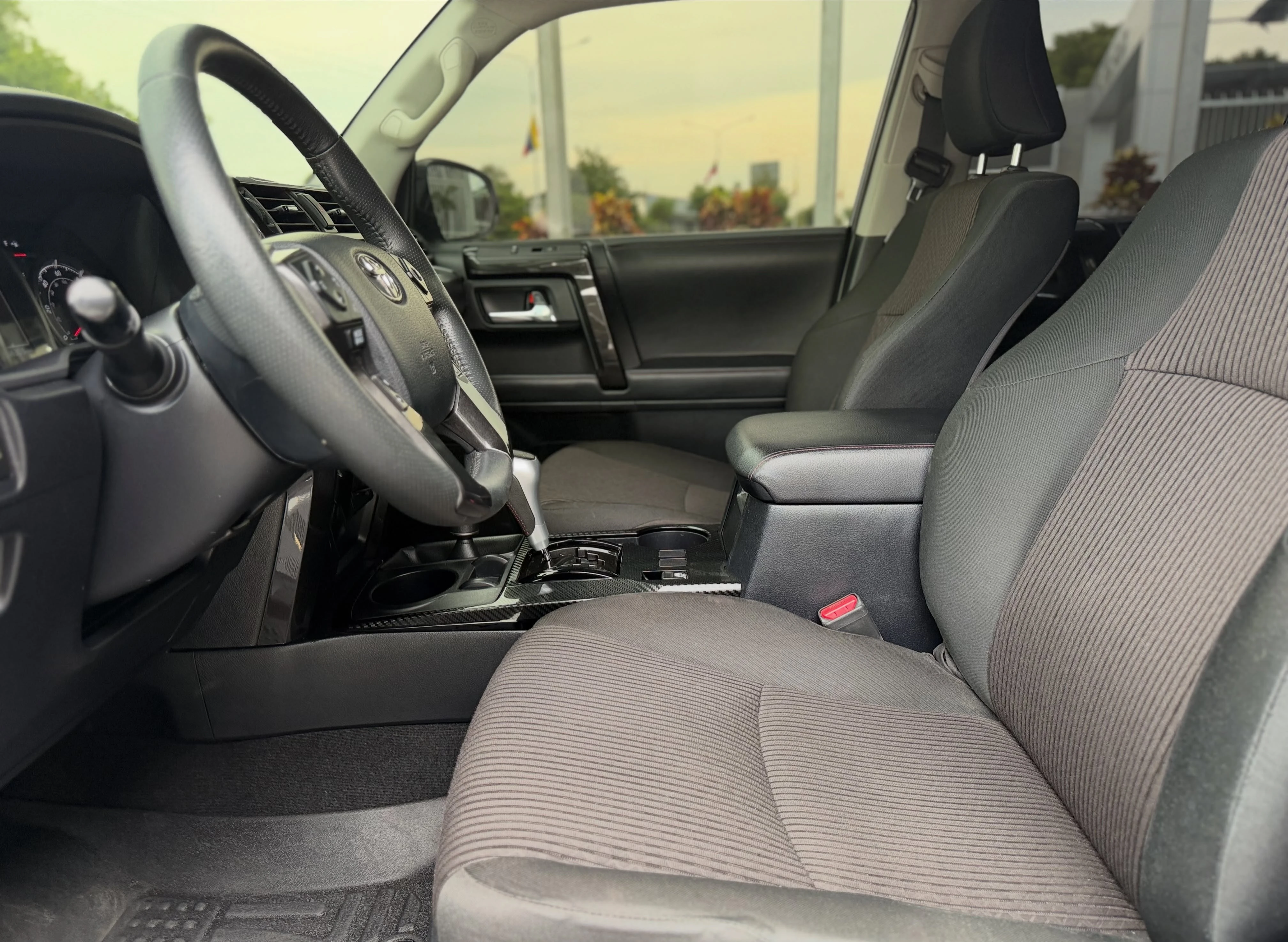2021 Toyota 4Runner Trd off road — foto 6