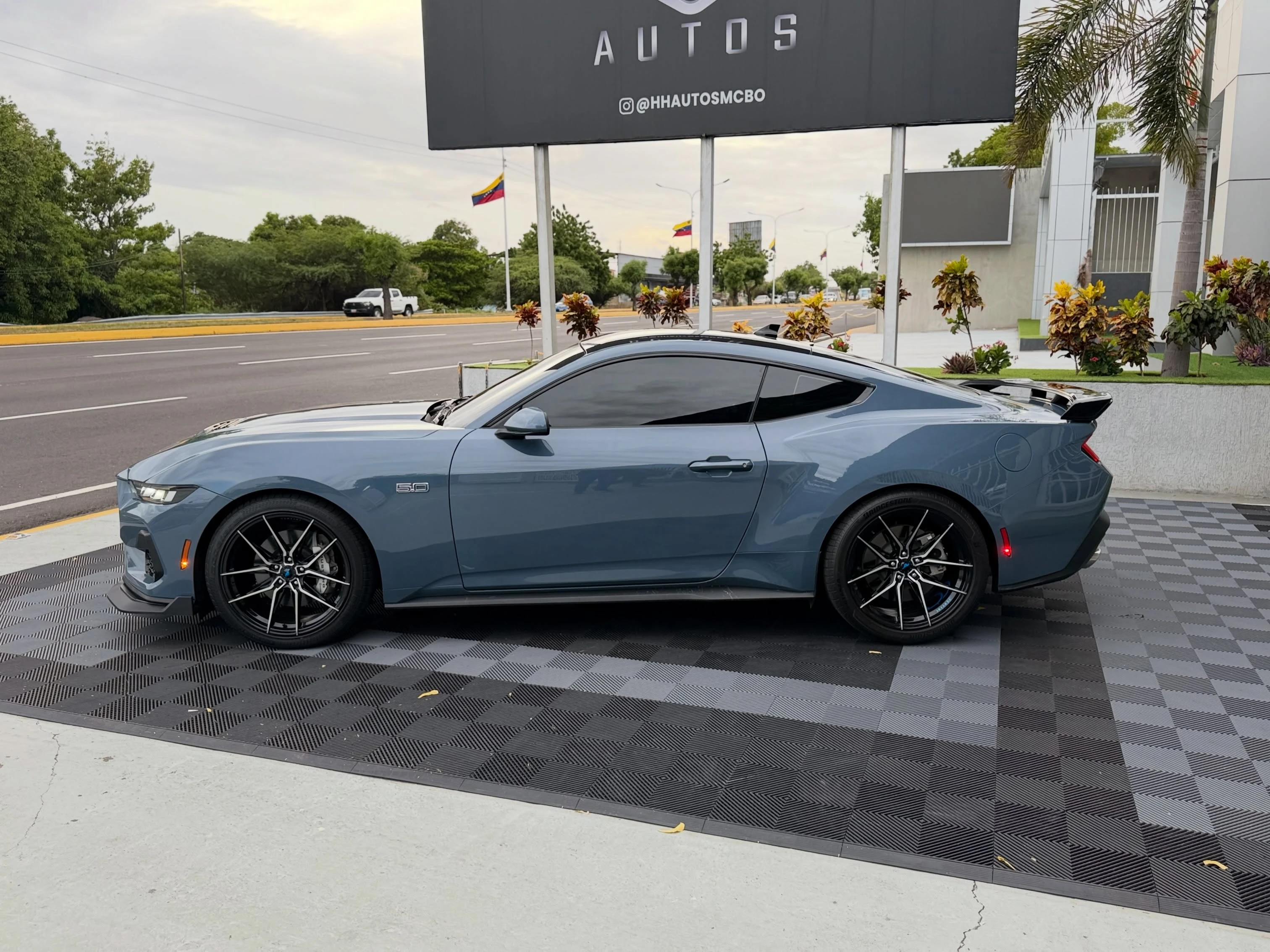 2024 Ford Mustang 5.0 GT — foto 3