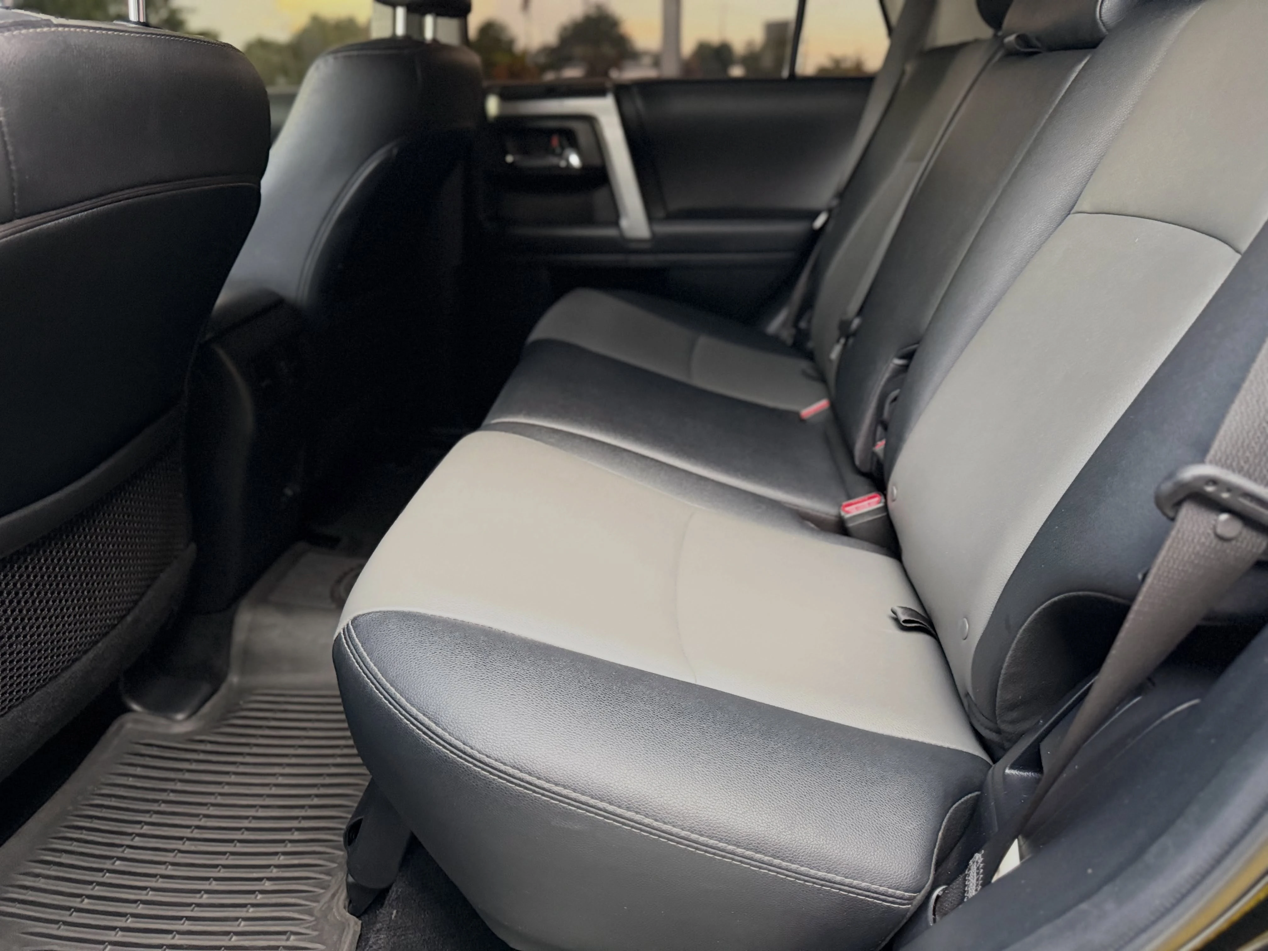 2022 Toyota 4Runner Sr5 — foto 7