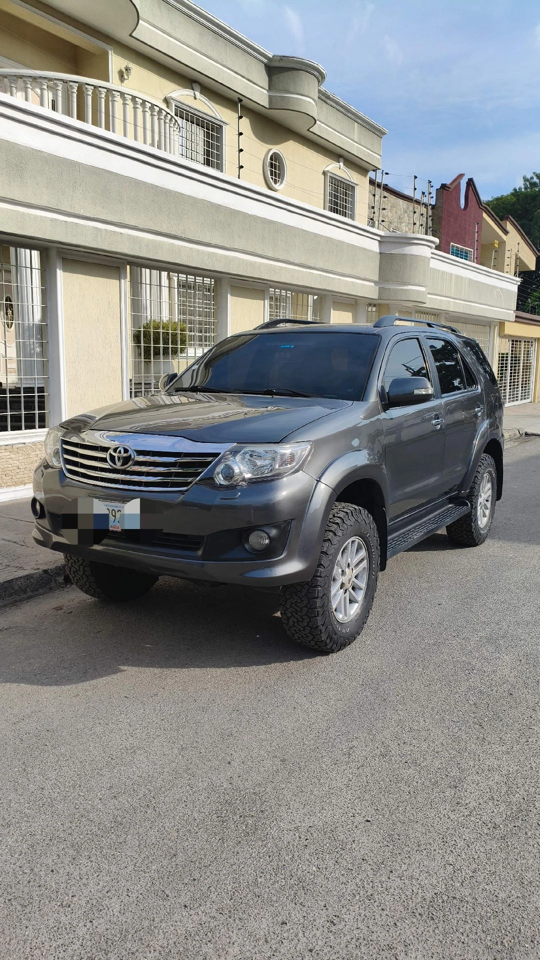 2013 Toyota Fortuner