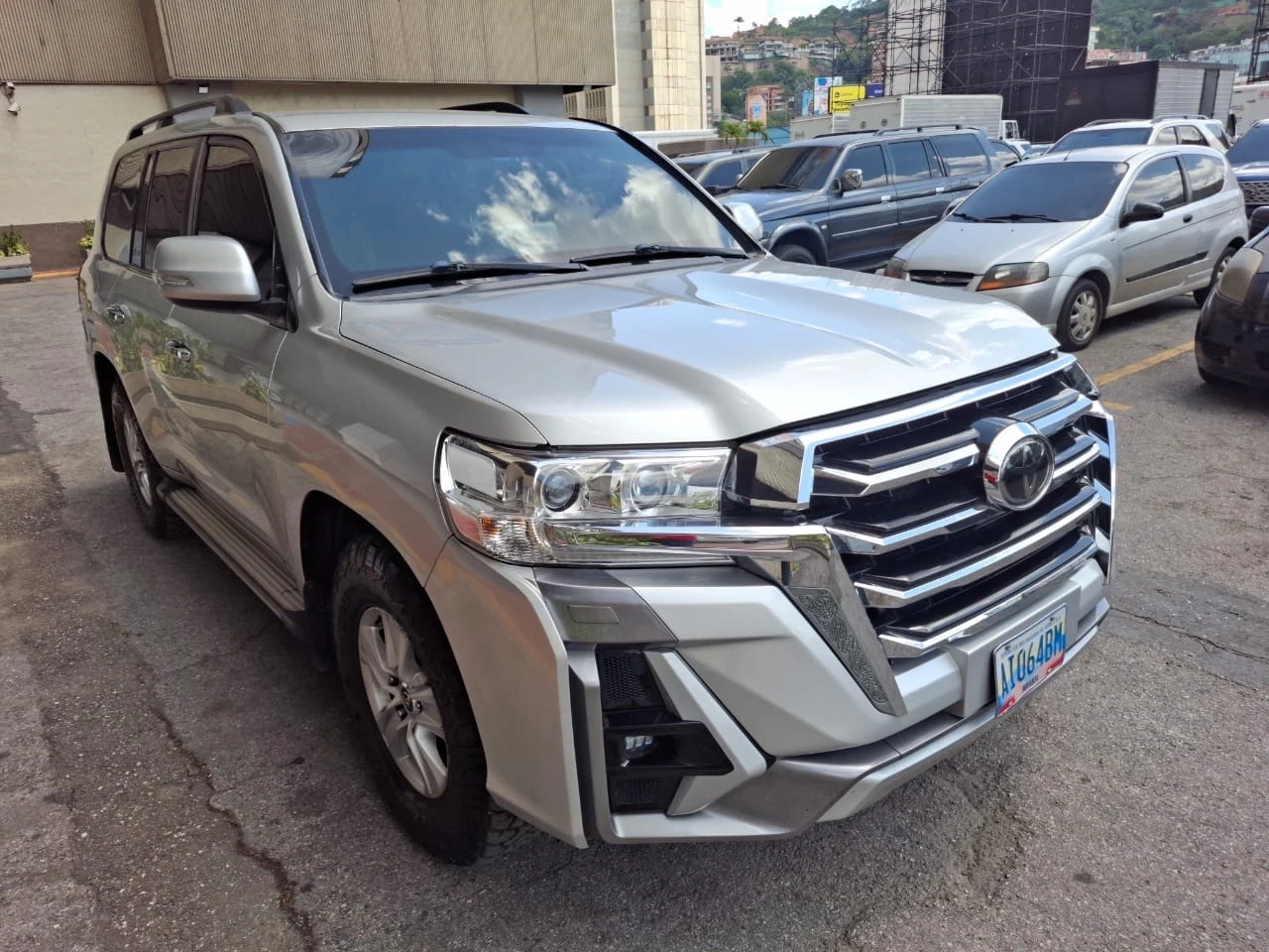 2016 Toyota Land Cruiser 200 Le
